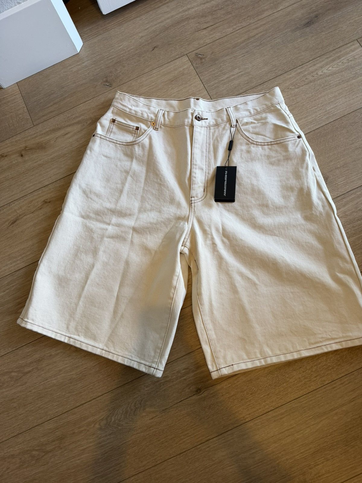 The GV Gallery Raspberry Hills Cream Denim Shorts Size US 34 / EU 50 - 1 Thumbnail