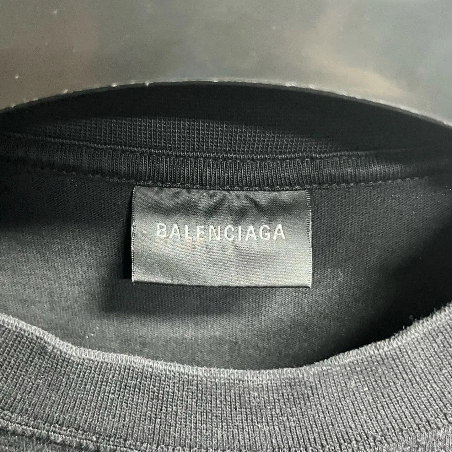 Balenciaga Balenciaga Black logo, water diamond pattern, round-neck s Size US XS / EU 42 / 0 - 2 Thumbnail