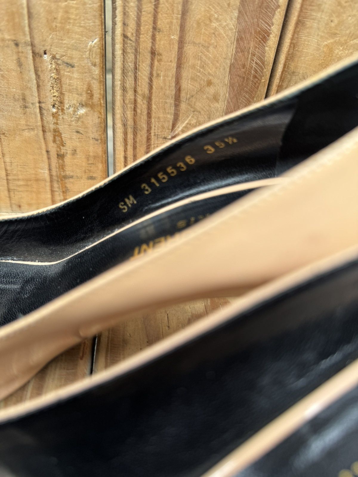 Saint Laurent Paris Saint laurent Paris HI Leather heels size EUR 35.5 US 5.5 Size US 5.5 / IT 35.5 - 15 Thumbnail