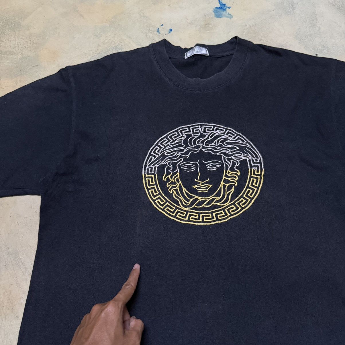 Versus Versace Versus Gianni Versace Big Logo T Shirt Size US L / EU 52-54 / 3 - 5 Thumbnail