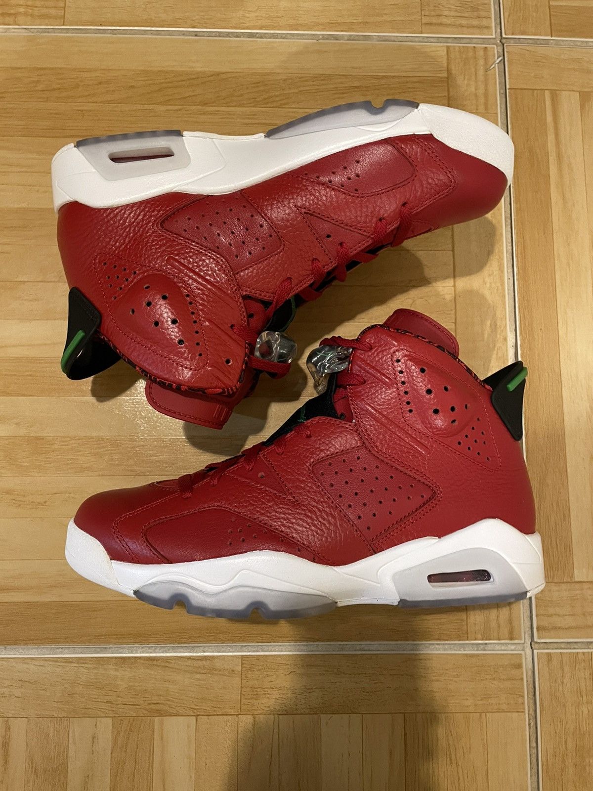 Jordan Brand Jordan 6 Retro Spizike History of Jordan Red 694091-625 Sz 9 Size US 9 / EU 42 - 1 Thumbnail
