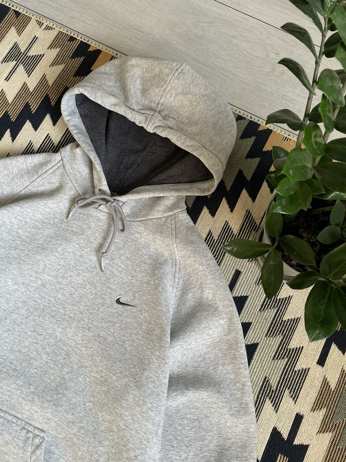 Vintage Vintage 90’s Nike Swoosh Oversized Hoodie Size US L / EU 52-54 / 3 - 7 Thumbnail