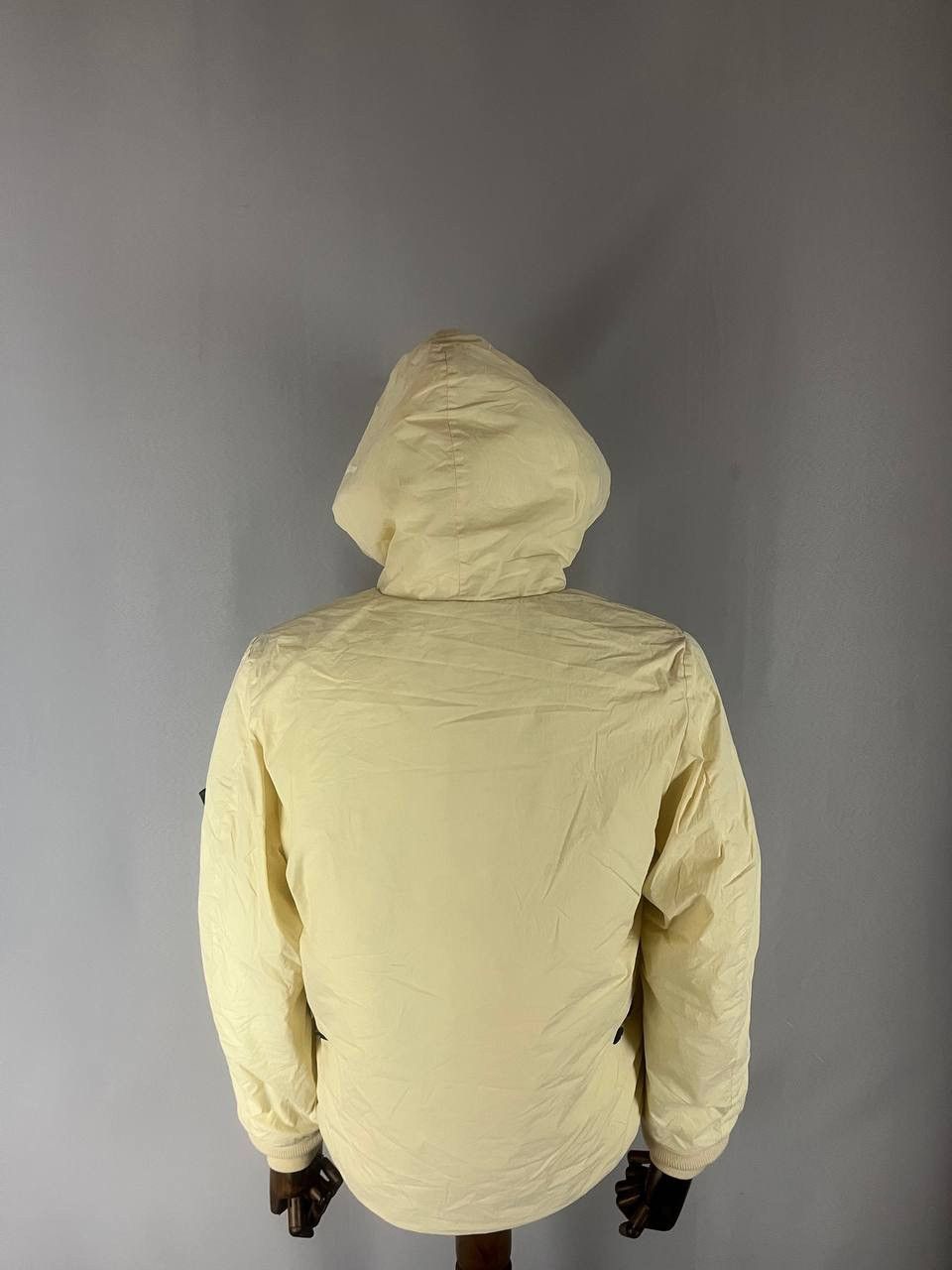 Stone Island Stone Island Jacket Milk Vintage Size US S / EU 44-46 / 1 - 10 Thumbnail