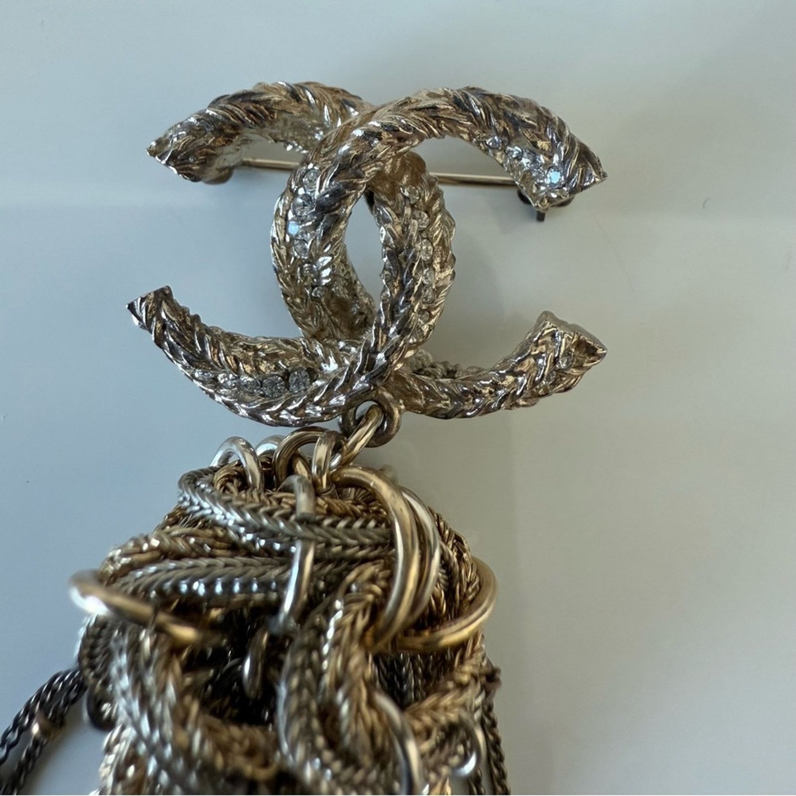 Chanel CHANEL tassel brooch Authentic Retail 1550$ Size ONE SIZE - 2 Thumbnail