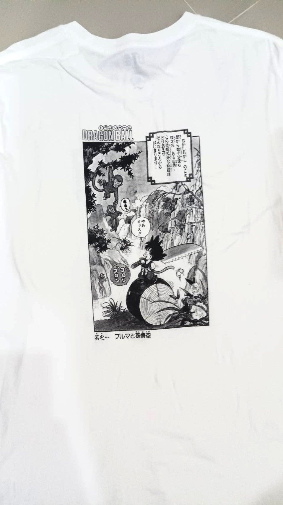 Uniqlo UT Uniqlo x Dragon Ball Size US L / EU 52-54 / 3 - 8 Thumbnail