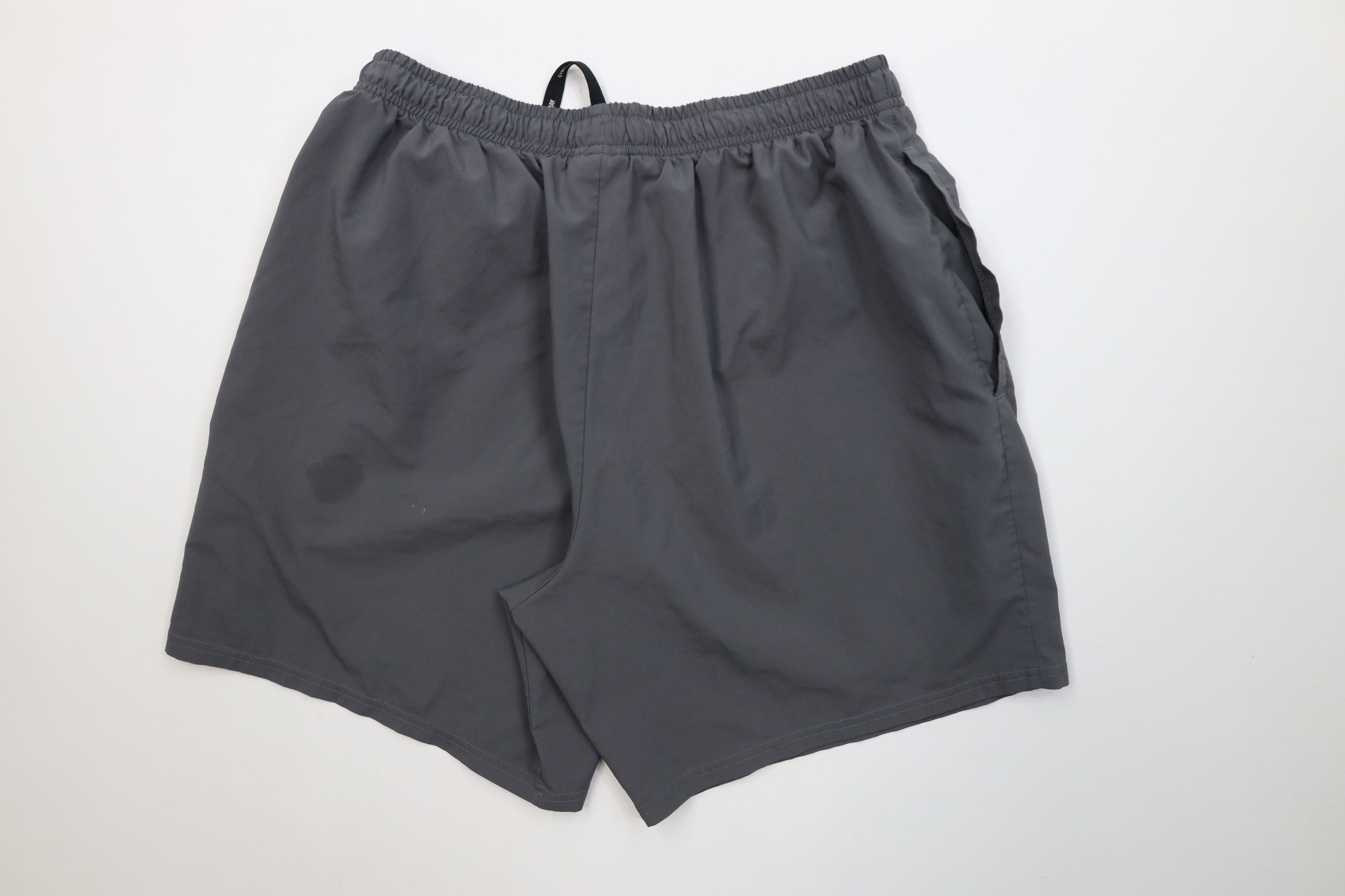 Gymshark Gymshark 7" Arrival Gym Running Jogging Soccer Shorts Gray Size US 32 / EU 48 - 12 Thumbnail