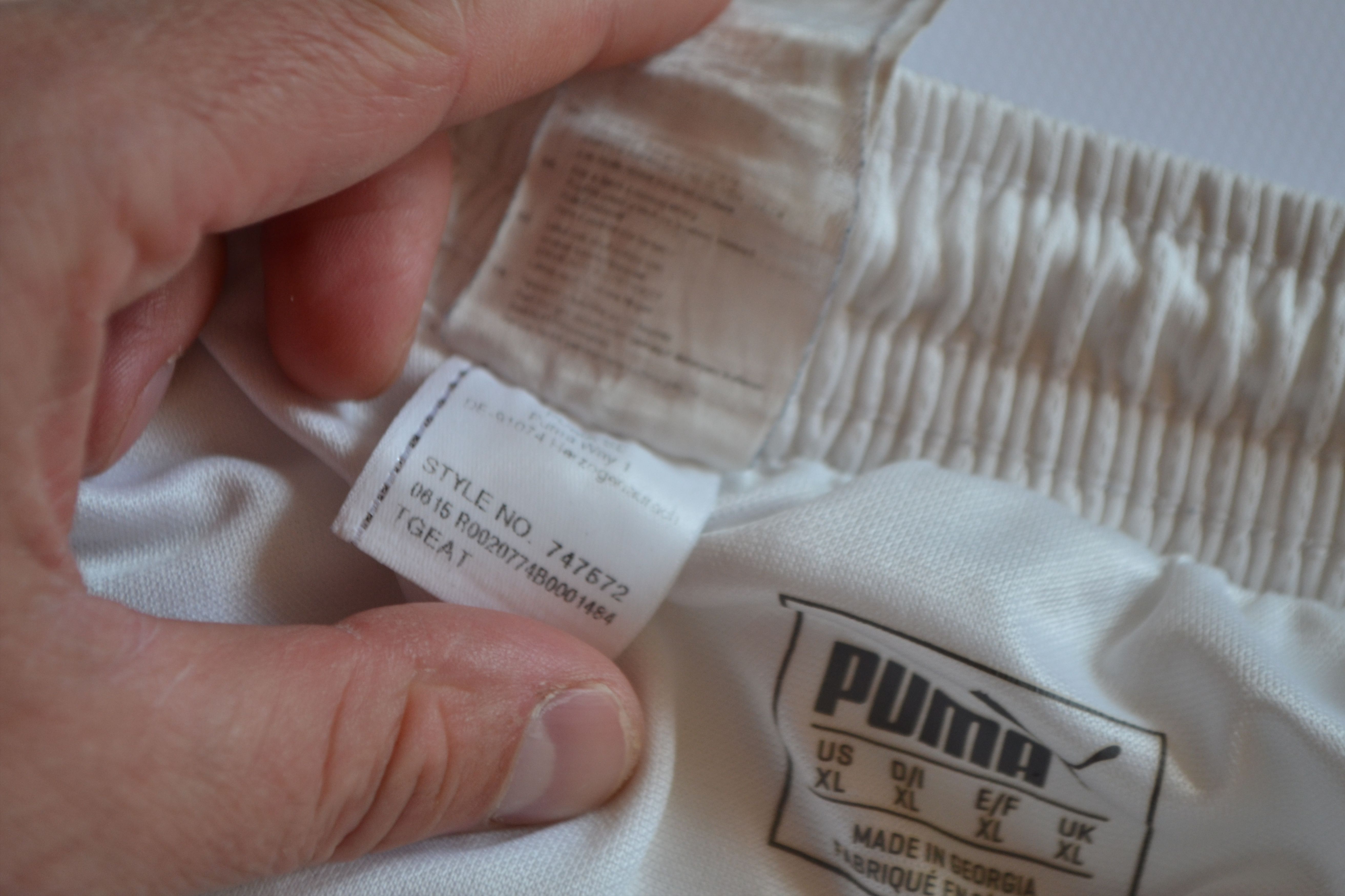 Puma Arsenal London Home football shorts 2015 2016 Soccer Size US 36 / EU 52 - 4 Thumbnail