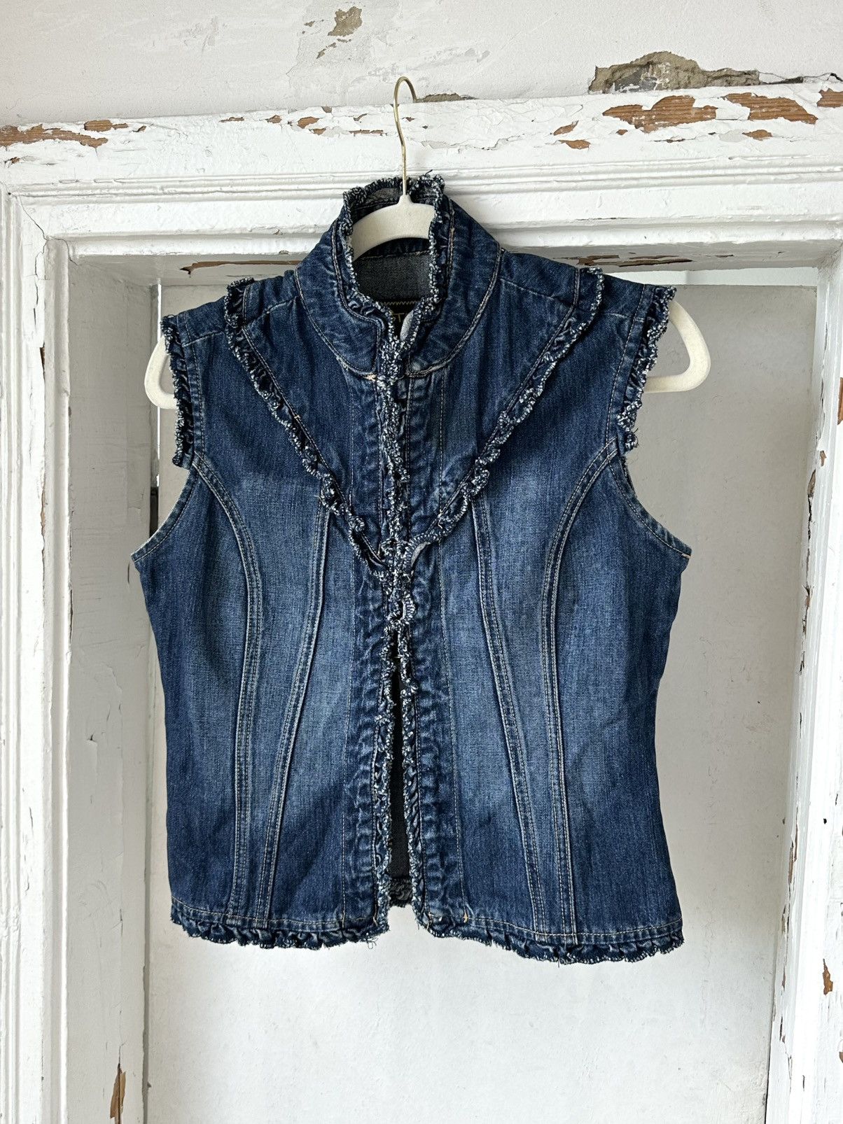 If Six Was Nine Vintage Denim Blue Distressed Vest Size S / US 4 / IT 40 - 1 Thumbnail