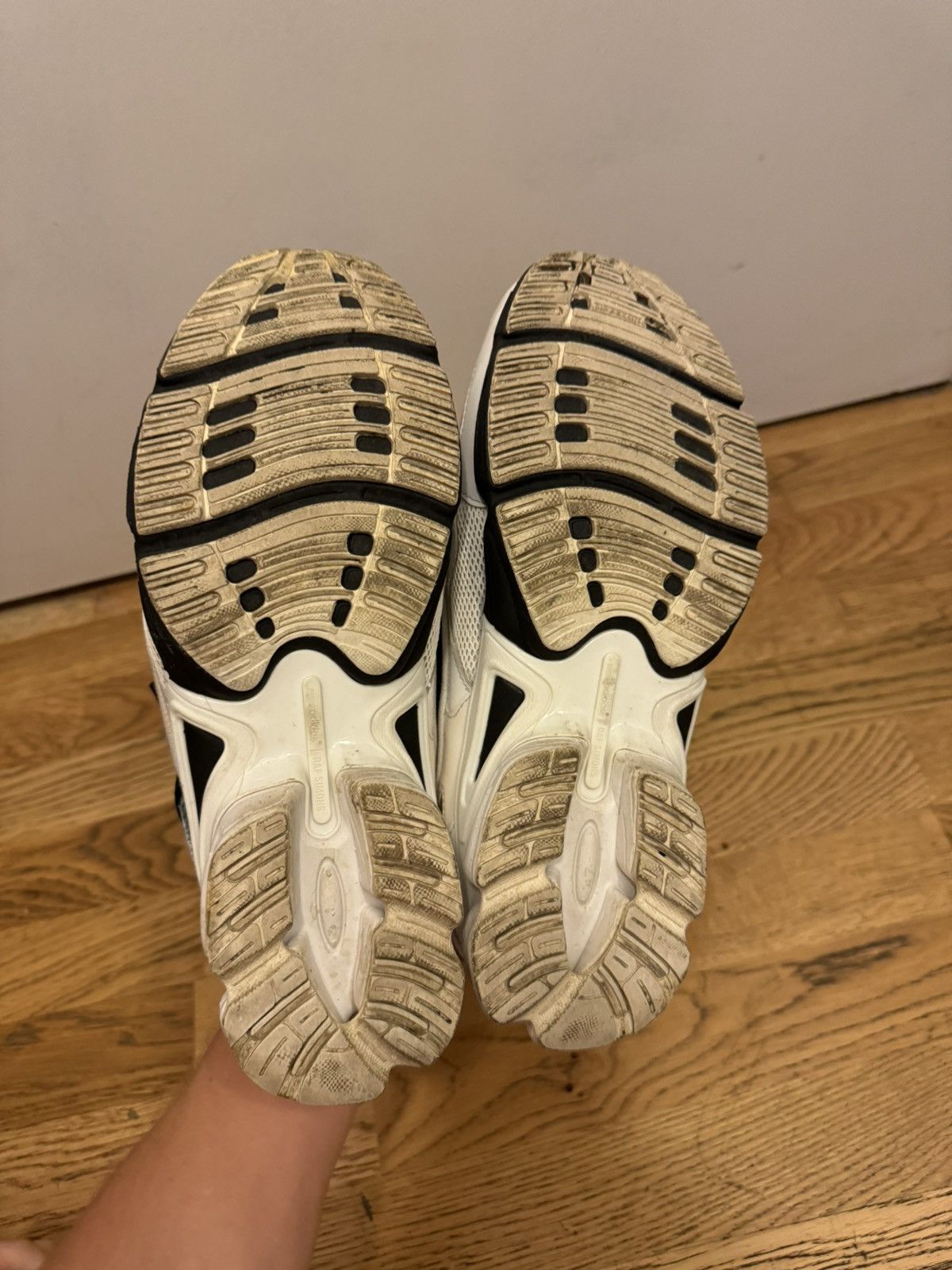 Adidas × Raf Simons Adidas x RAF SIMONS Ozweego Replicant Size US 9 / EU 42 - 9 Thumbnail