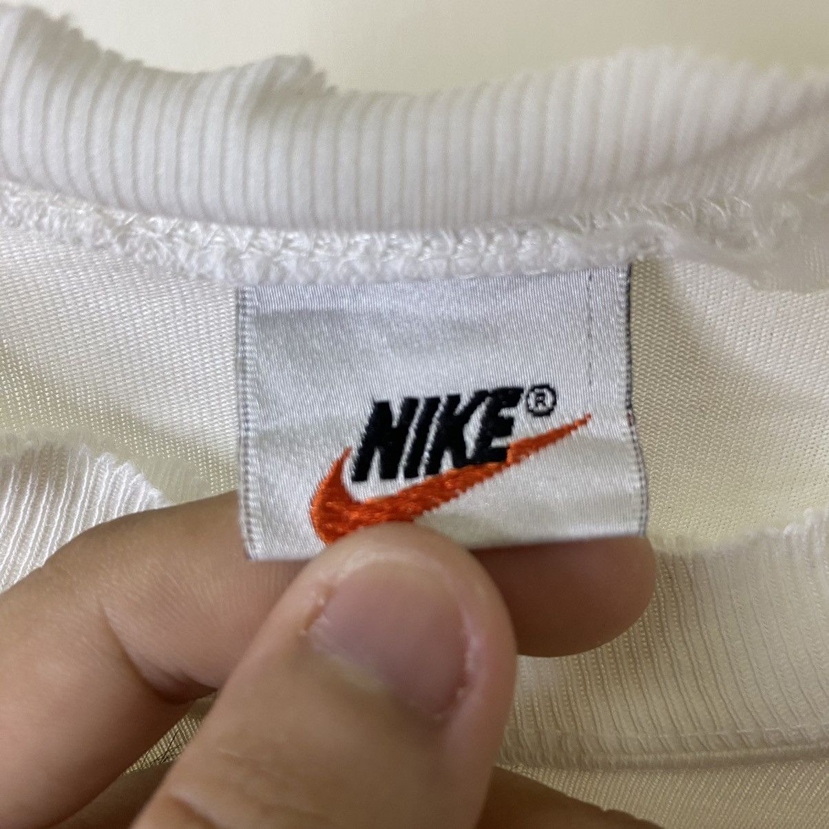 Nike Vintage 1990s Nike Distressed Tee Size US L / EU 52-54 / 3 - 4 Thumbnail
