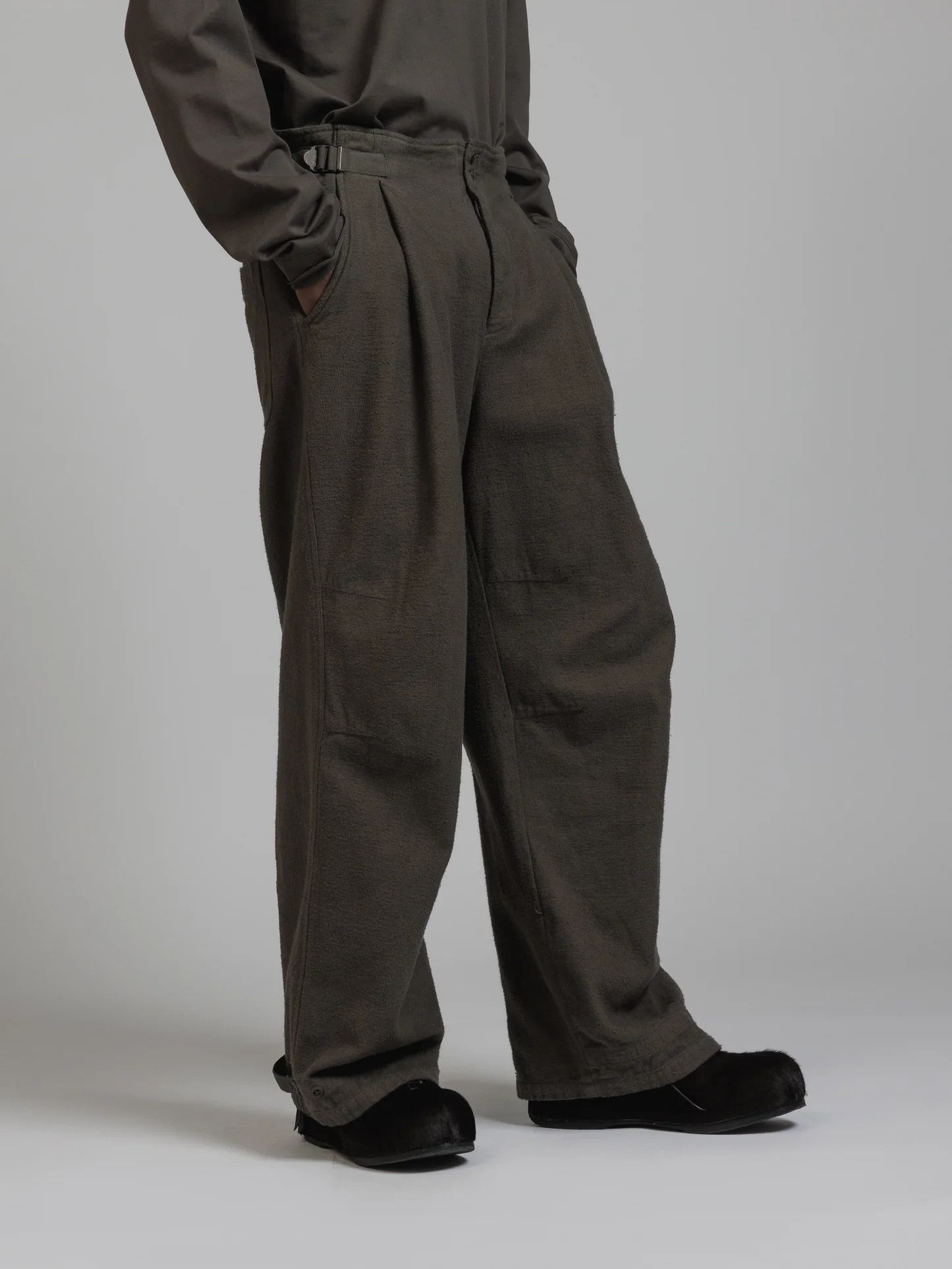The Viridi-anne BRUSHED TWILL WIDE TROUSERS Size US 30 / EU 46 - 2 Thumbnail