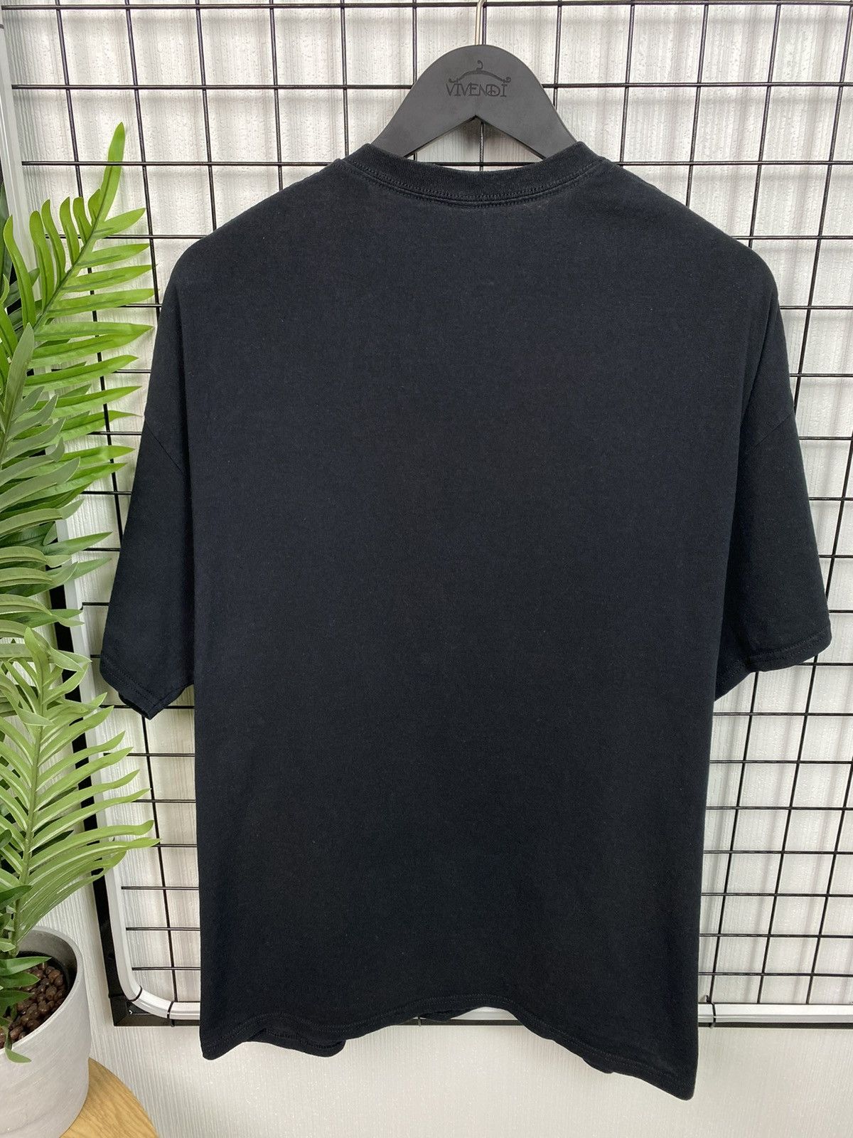 Band Tees Foo Fighters band T shirt Tee “Louis Vuitton style logo” Men Size US XL / EU 56 / 4 - 15 Thumbnail