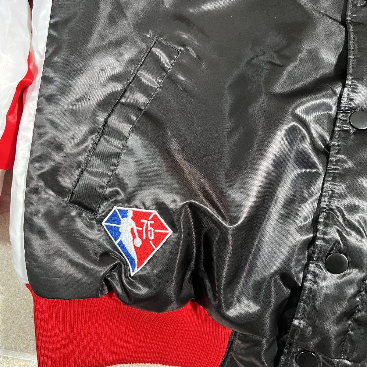 Starter Vtg Starter Chicago Bulls Satin Varsity Bomber Jacket 2XL Size US XXL / EU 58 / 5 - 6 Thumbnail