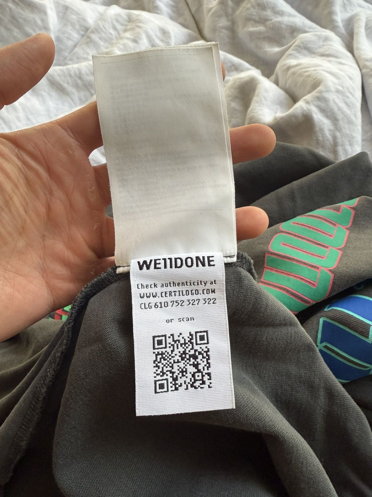 WE11DONE Grey Multi Logo T-Shirt Size US M / EU 48-50 / 2 - 4 Thumbnail