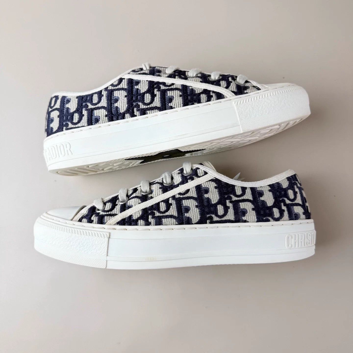 Dior Dior White Blue Embroidered Lace-Up Sneakers 36 99New Size US 5 / IT 35 - 5 Thumbnail