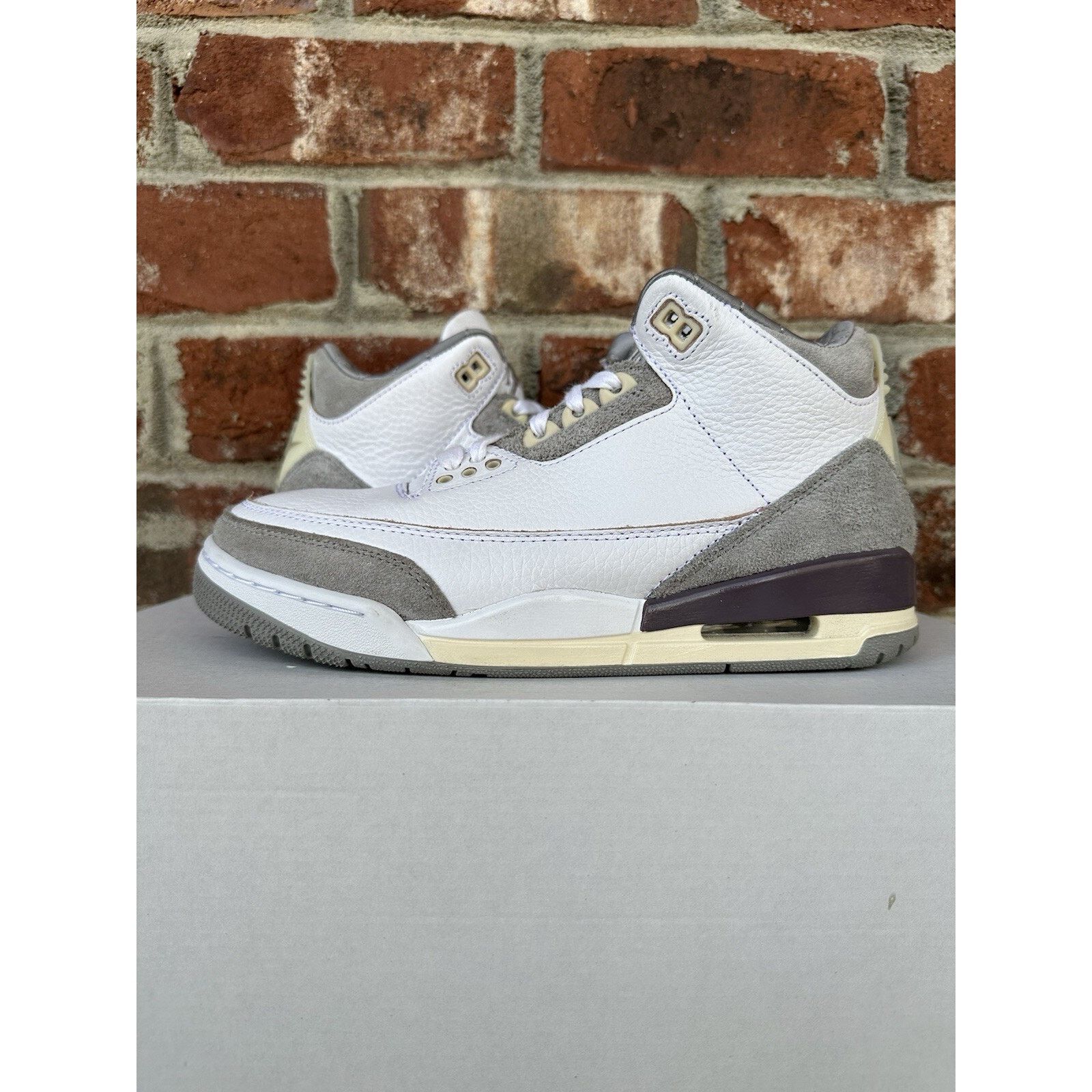 A Ma Maniere × Jordan Brand Jordan 3 Retro x A Ma Maniere Raised By Women - Size 8w/6.5m Size US 8 / IT 38 - 1 Thumbnail