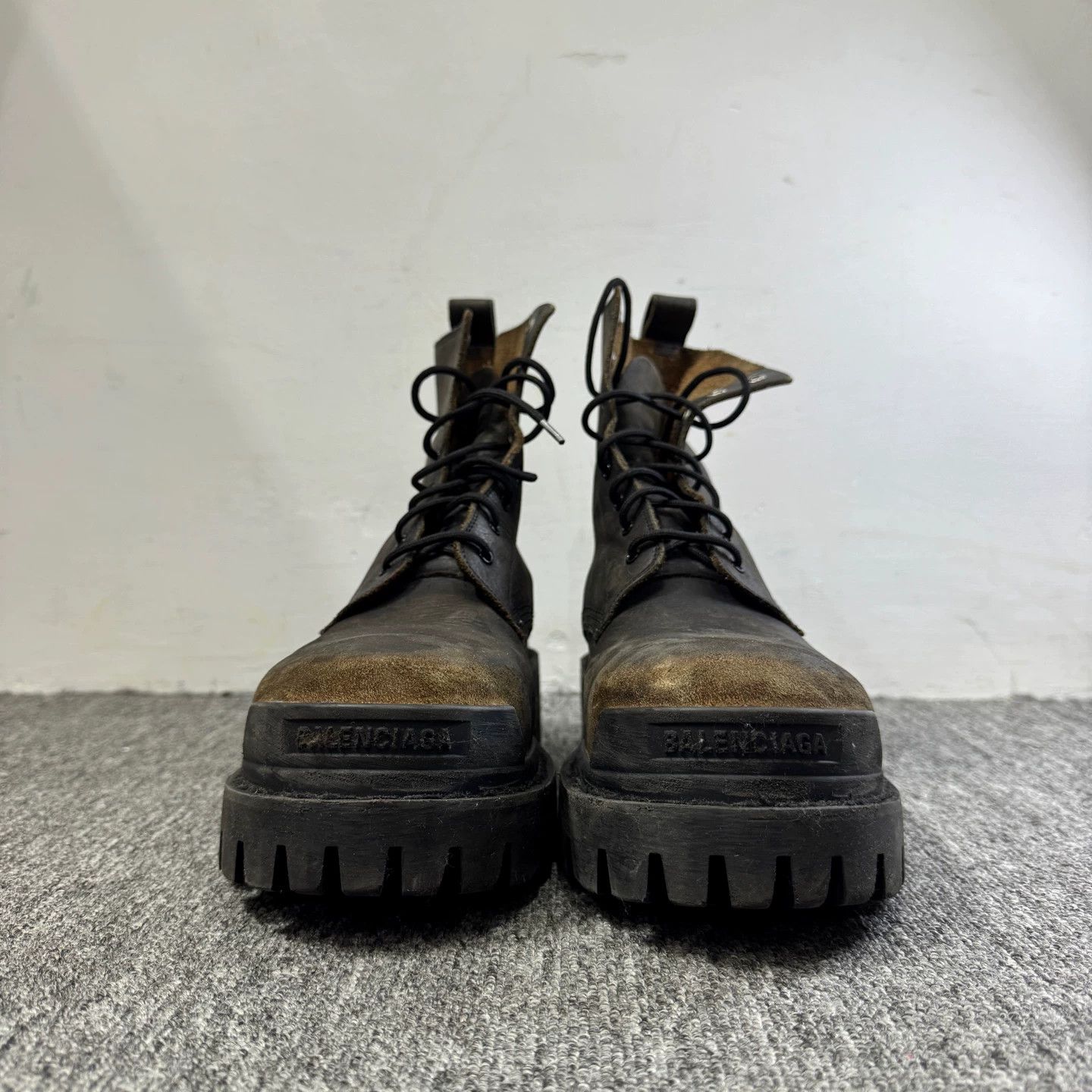 Balenciaga Balenciaga Rust Distressed Leather Boots 95 New 42 EU Size US 9 / EU 42 - 2 Thumbnail