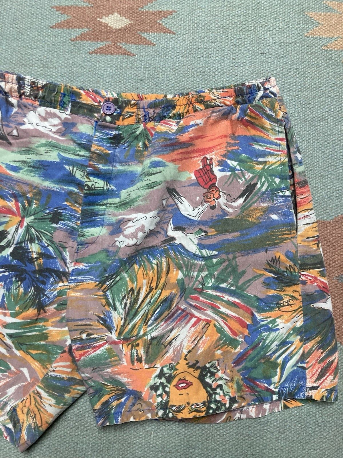 Vintage 80s shorts swim trunks novelty print Hawaiian beach ocean 31 Size US 31 - 3 Thumbnail