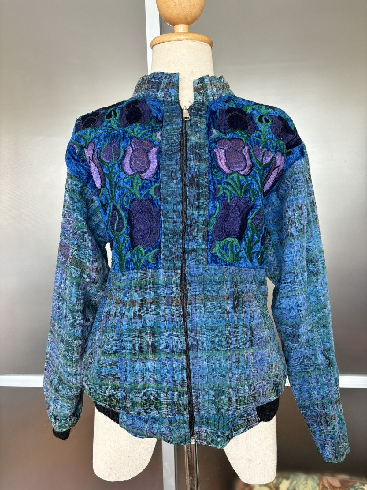 Vintage Vintage Guatemala Embroidered Bomber Jacket Size M / US 6-8 / IT 42-44 - 5 Thumbnail