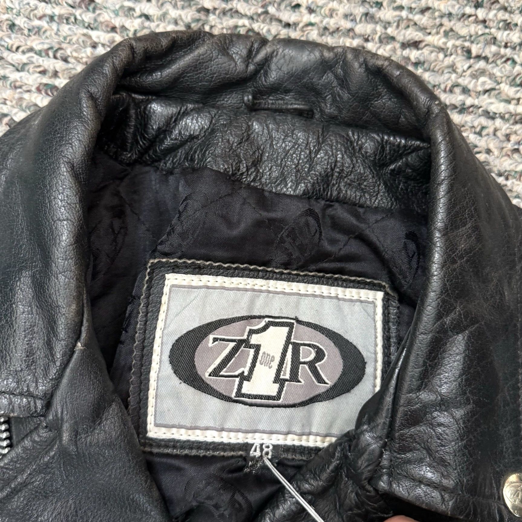 Vintage VINTAGE Z1R Jacket Men 48 Black Leather Motorcycle Biker 90s D Pocket Outdoor Zip Belted Zipper Full Zip Band Collar Mens Jacket Size US M / EU 48-50 / 2 - 6 Thumbnail