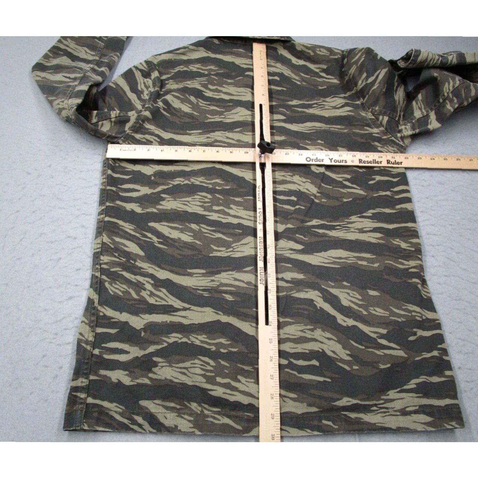 H&M H&M Divided Mens Medium Green Camo Military Jacket Size US M / EU 48-50 / 2 - 6 Thumbnail