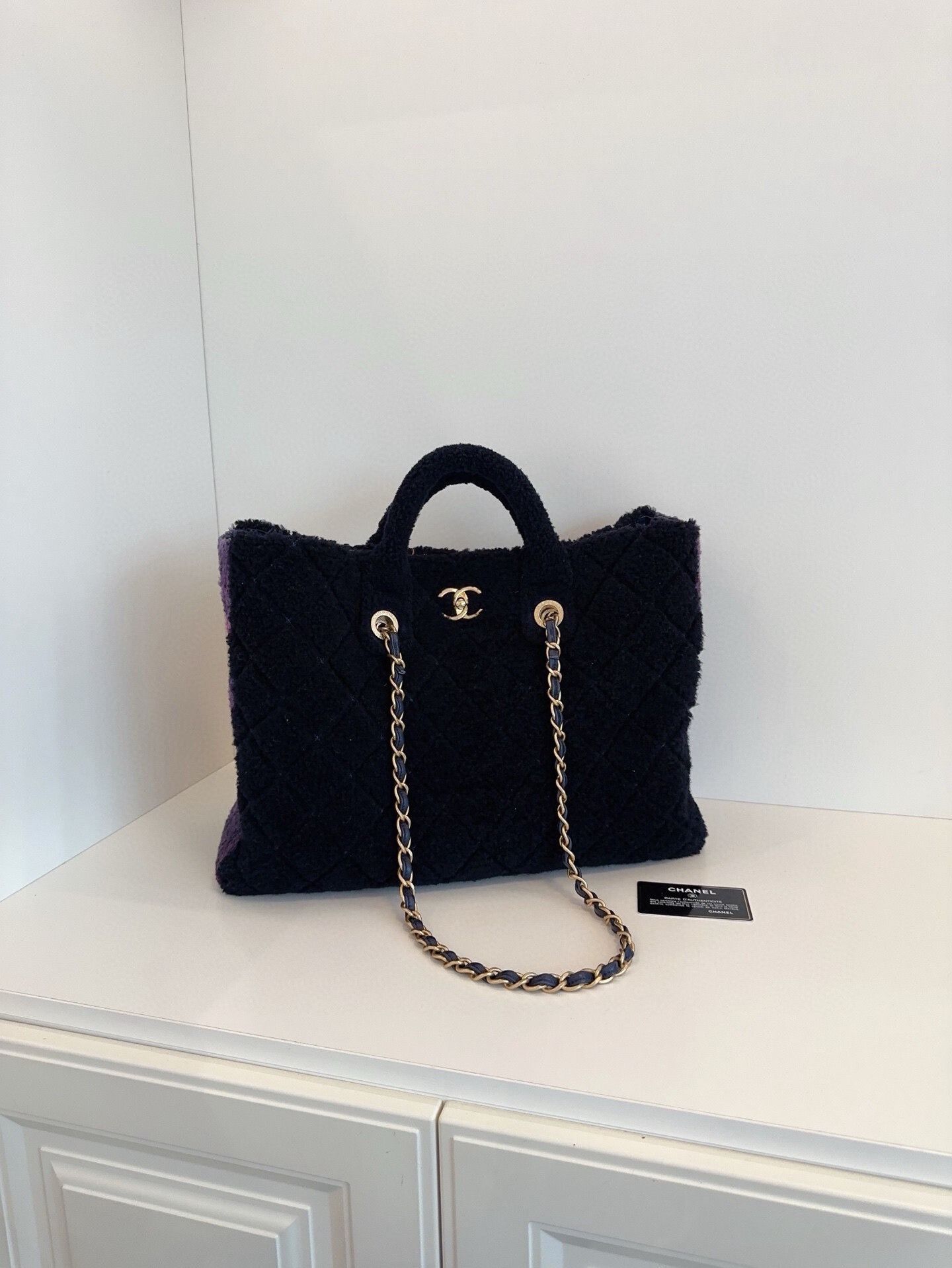 Chanel Pre-loved Bag Very good condition Size ONE SIZE - 1 Thumbnail