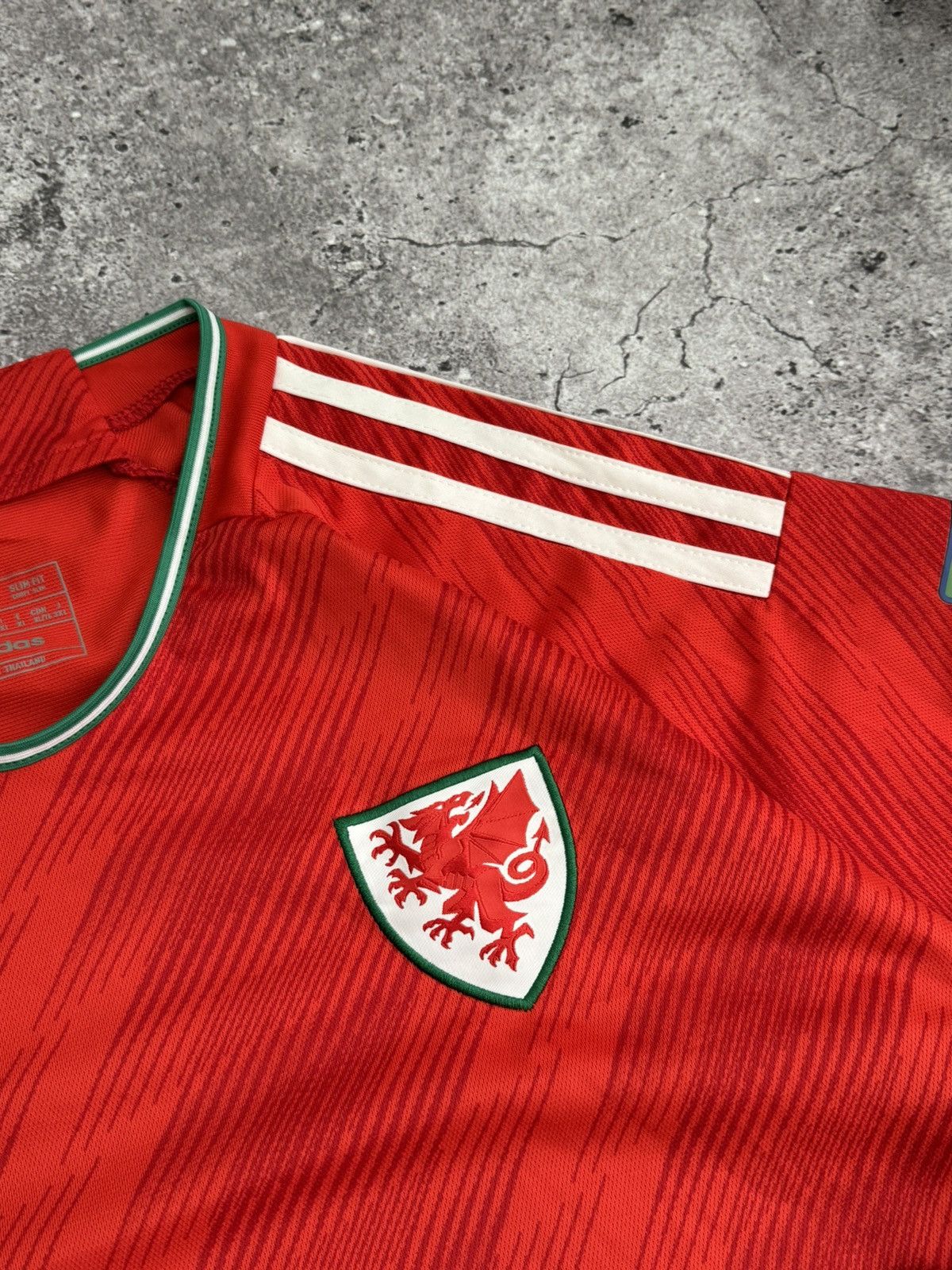 Adidas Adidas Wales Home Jersey FIFA 2022 Size US XL / EU 56 / 4 - 5 Thumbnail