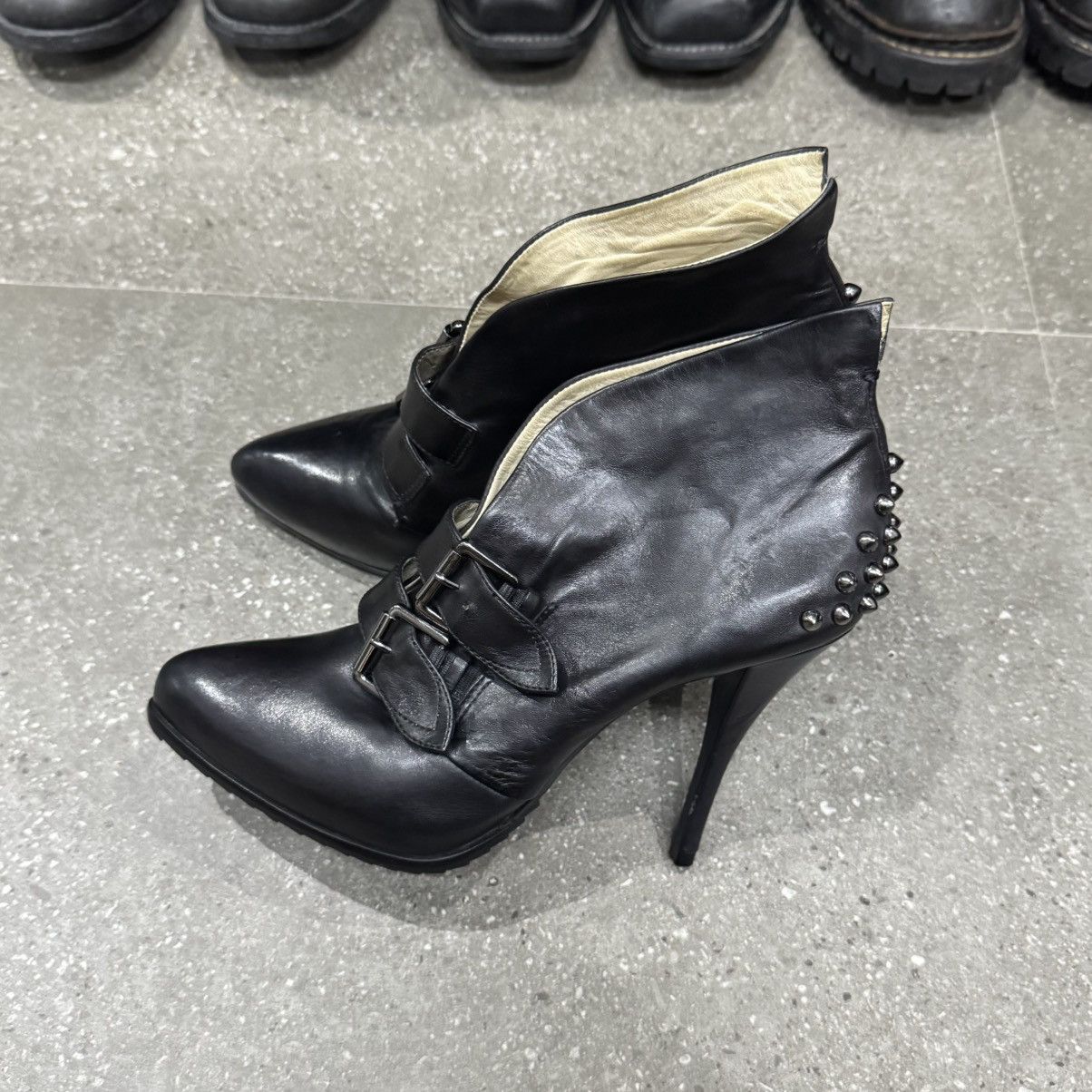 Alexander McQueen Alexander Mcqueen Leather Studded Heels Ankle Boot Size US 8 / IT 38 - 1 Thumbnail