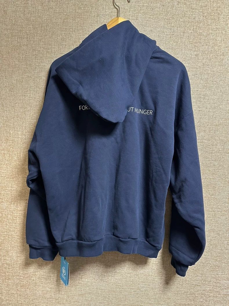 Balenciaga Balenciaga World Food Programme Collab Zip-Up Hooded Sweat Size US S / EU 44-46 / 1 - 4 Thumbnail