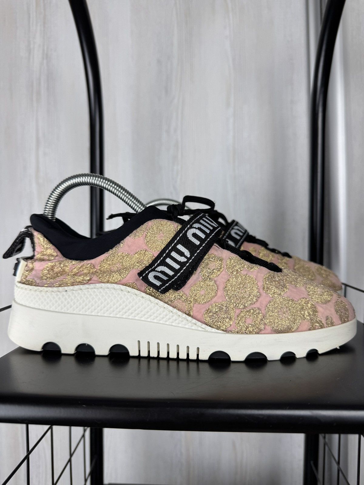 Miu Miu MIU MIU Prada Pink Gold Platform Sneakers With Logo Strap 40 Size US 10 / IT 40 - 4 Thumbnail