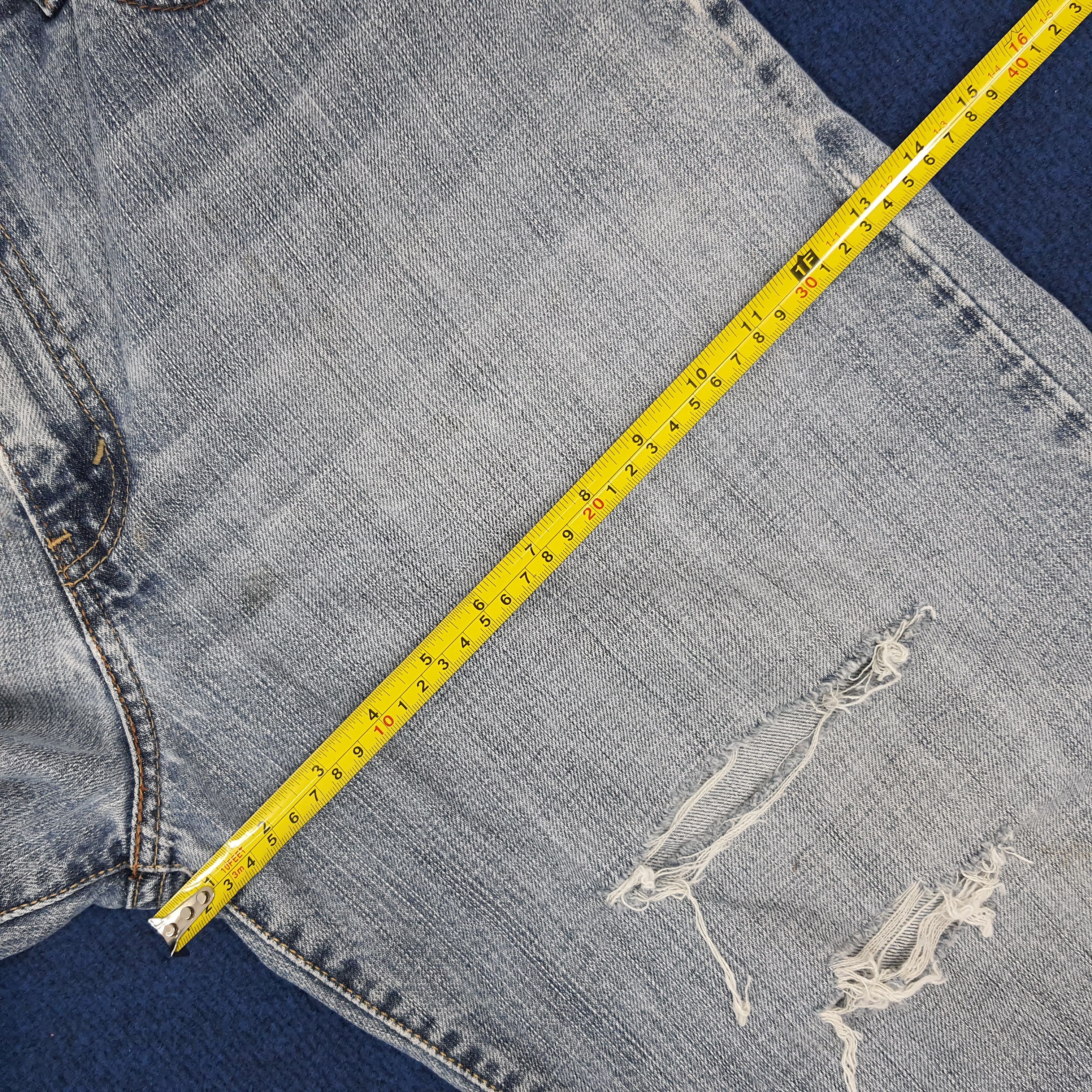 Levi's × Vintage Vintage Levi's 569 Loose Straight American Short Jeans Size US 34 / EU 50 - 14 Thumbnail