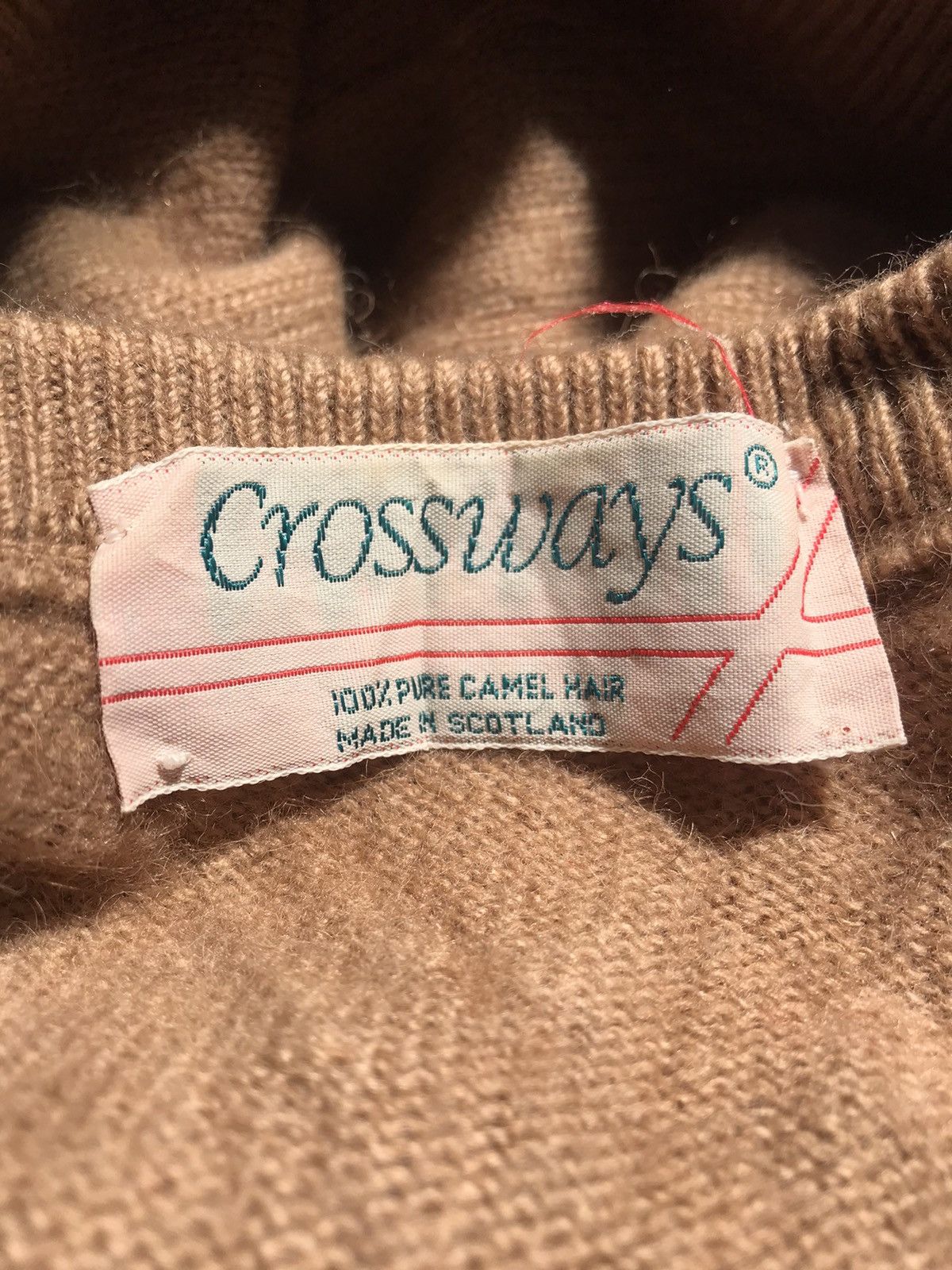 Handmade pure CAMEL HAIR made in SCOTLAND camel knitted jumper Size US M / EU 48-50 / 2 - 1 Thumbnail