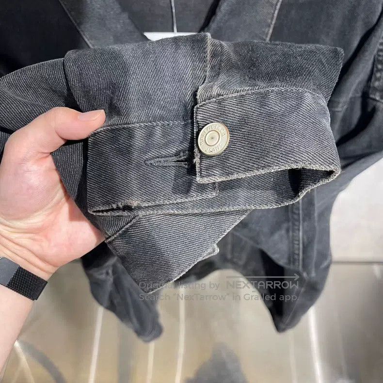 Balenciaga Balenciaga Graffiti Double B Denim Jacket Size US S / EU 44-46 / 1 - 5 Thumbnail