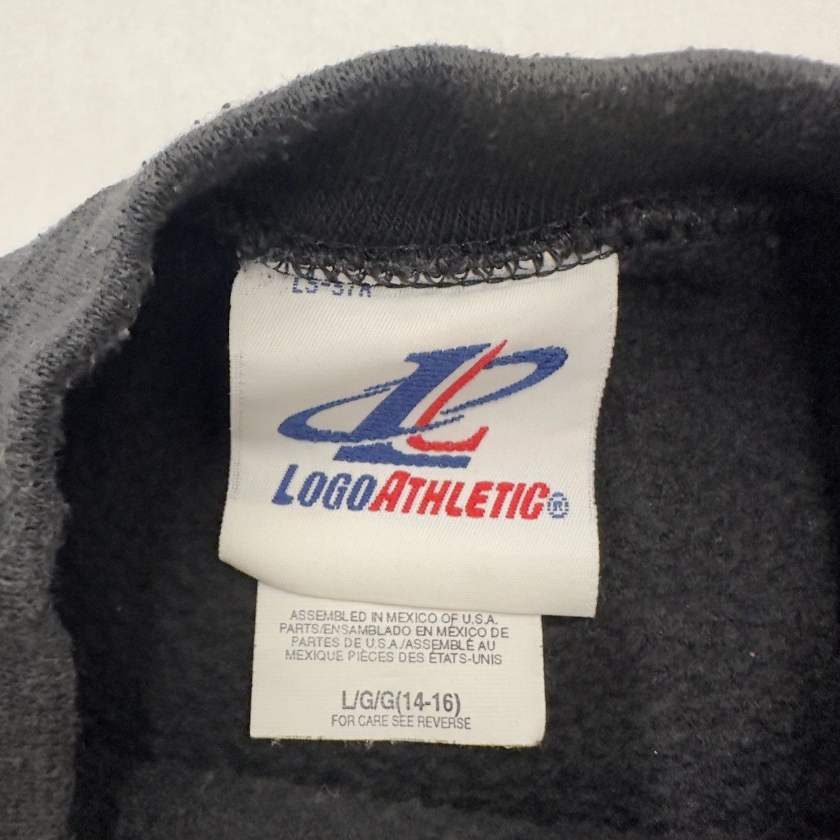Logo Athletic × NFL × Vintage Vintage Atlanta Falcons sweatshirt Size US S / EU 44-46 / 1 - 4 Thumbnail