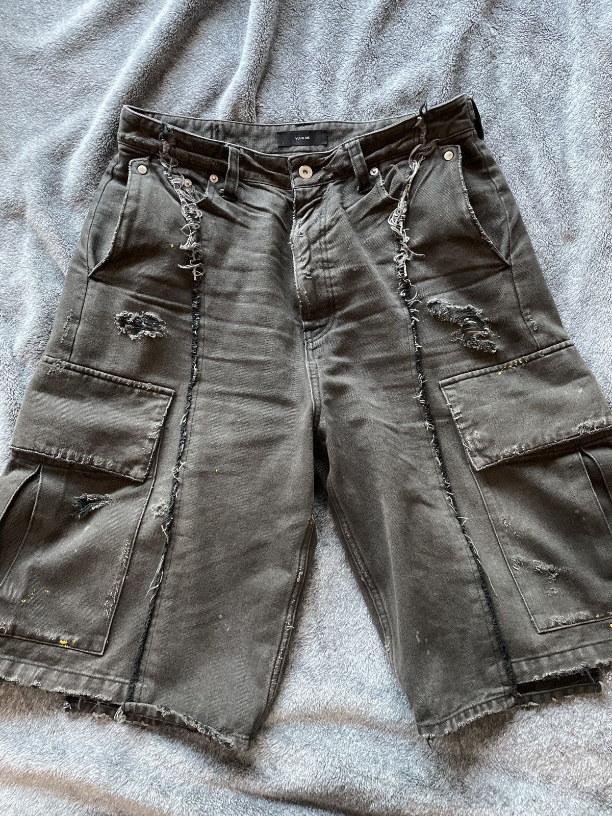 Vuja De Vuja de dax destroyed affix cargo ahorts | Grailed