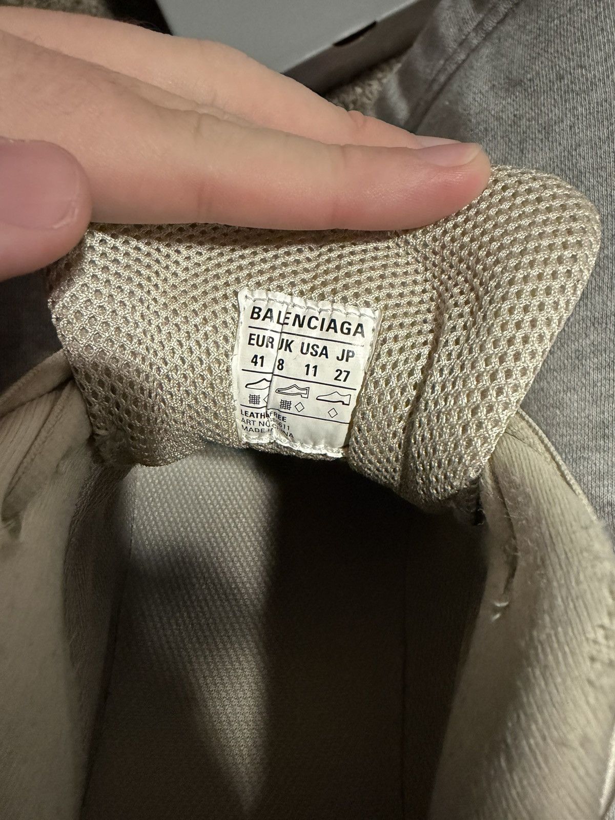 Balenciaga Balenciaga defender size41 used 4 times Size US 9.5 / EU 42-43 - 4 Thumbnail