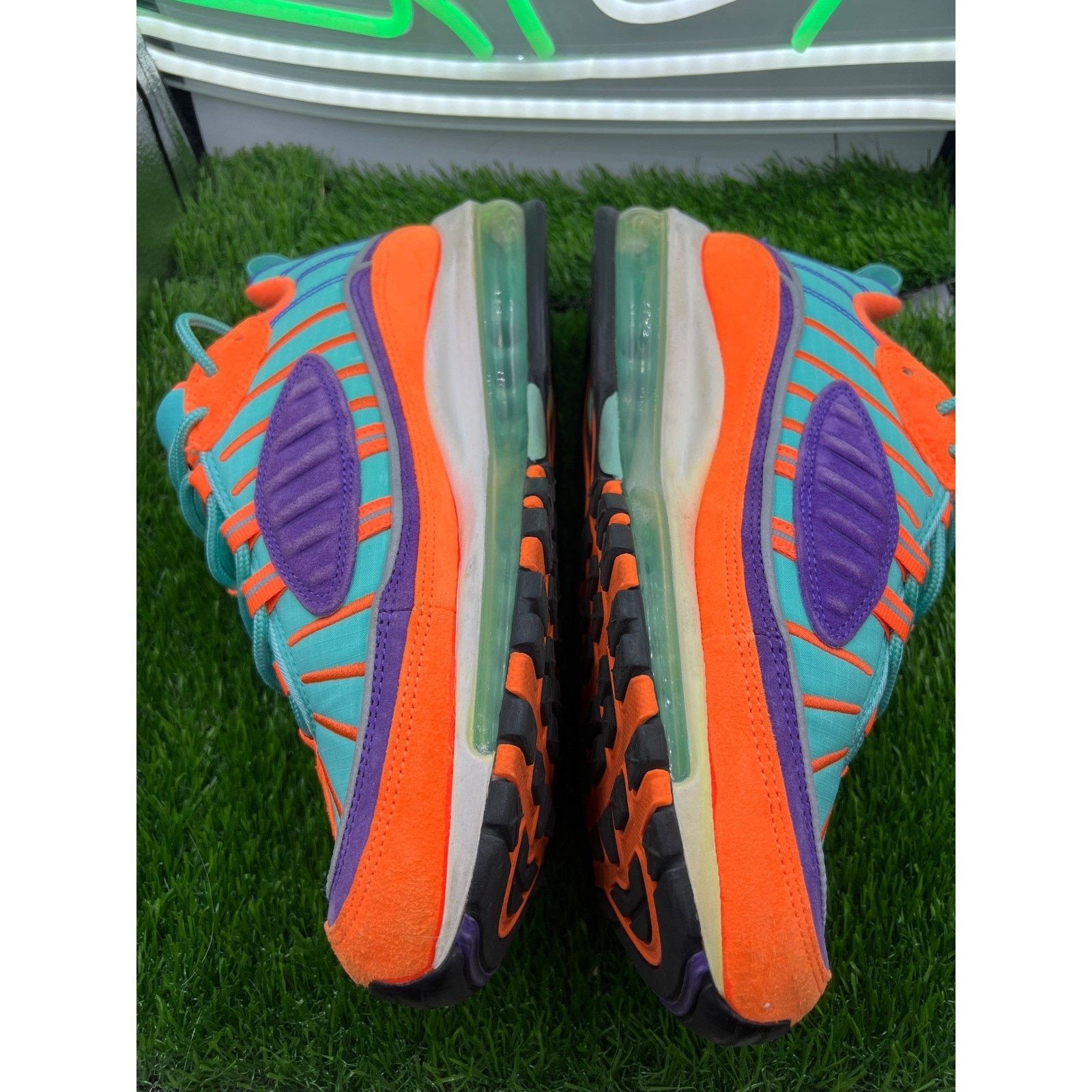 Nike Nike Air Max 98 QS Size 8 Mens Cone Tour Hyper Grape Size US 8 / EU 41 - 3 Thumbnail