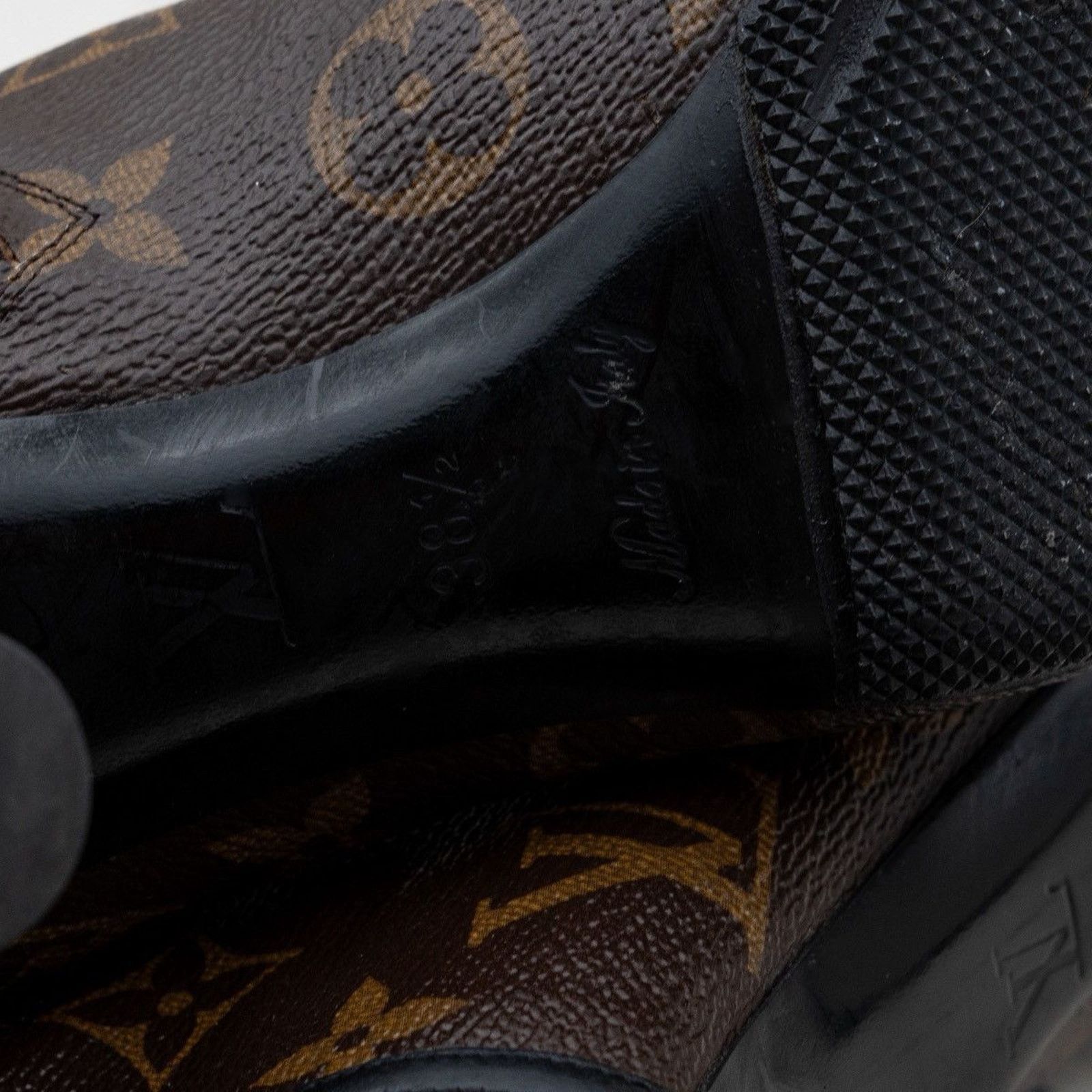 Louis Vuitton Vintage louis vuitton monogram logo brown leather heel boots Size US 7.5 / IT 37.5 - 6 Thumbnail