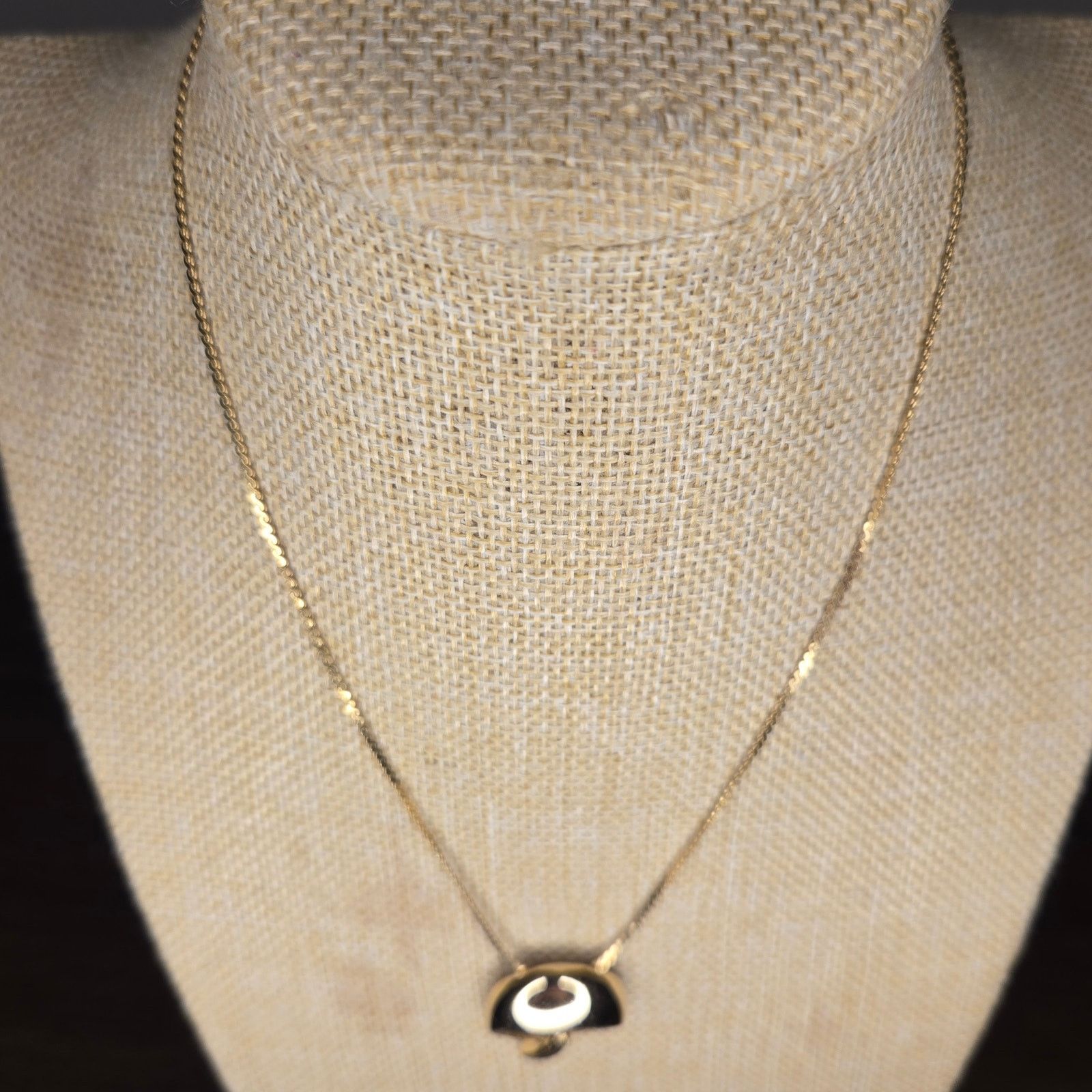 Vintage Vintage Gold Tone Shroom Pendant Necklace Gold Filled Chain Size ONE SIZE - 15 Thumbnail
