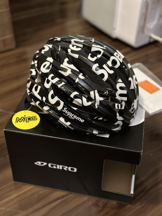 Supreme Supreme x Giro Syntax Mips Helmet Large Black | Grailed