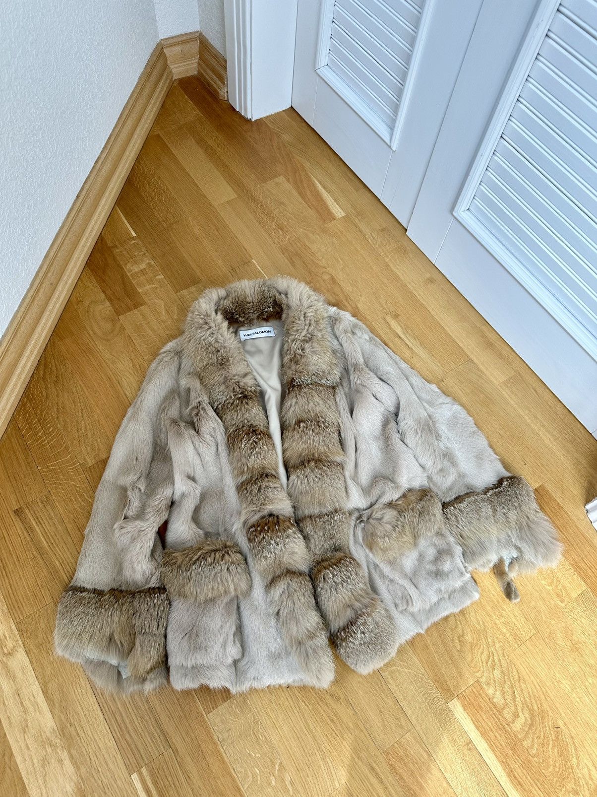 Yves Salomon Yves Salomon Fur Fox Jacket Size M / US 6-8 / IT 42-44 - 1 Thumbnail