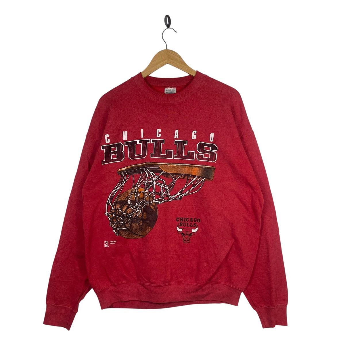NBA Vintage Chicago Bulls NBA Crewneck Sweatshirt Red Basketball Size US XL / EU 56 / 4 - 1 Thumbnail