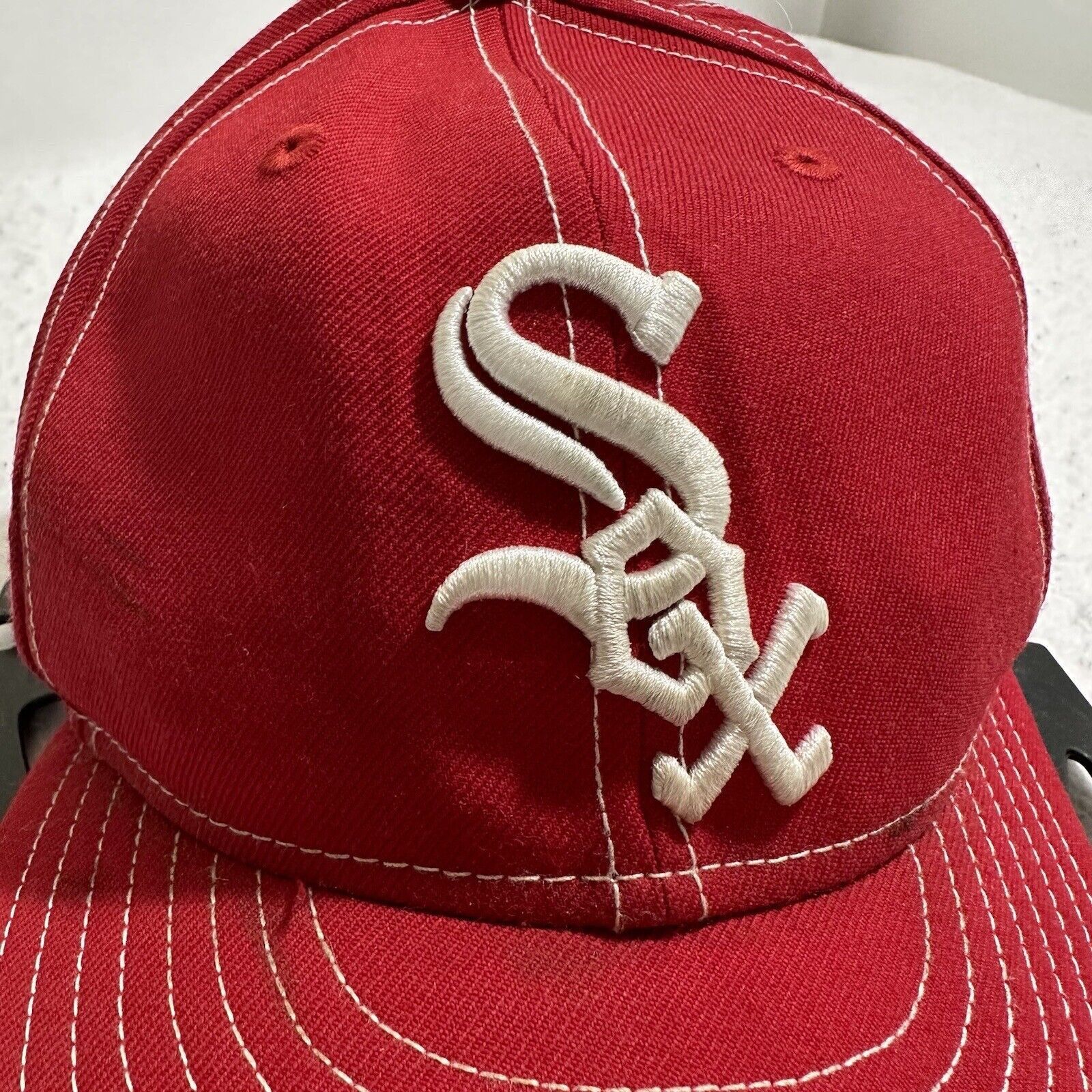 New Era MLB Chicago White Sox 7 1/4 Inch Fitted Baseball Cap Red Hat Size ONE SIZE - 3 Thumbnail