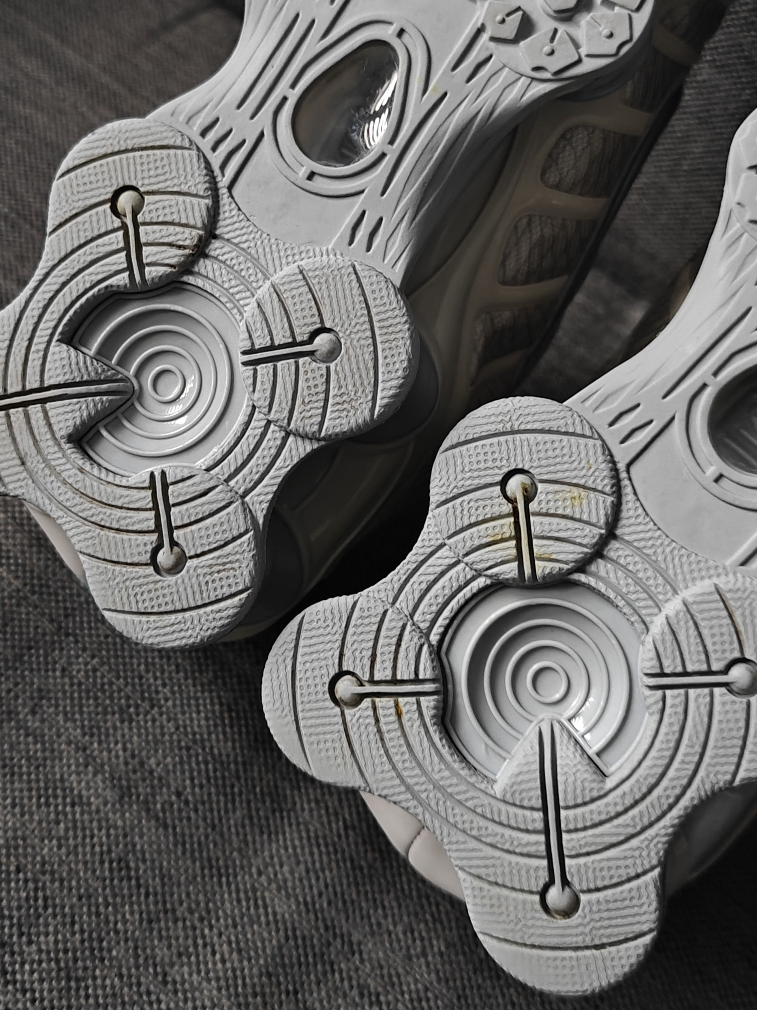 Nike × Vintage 2019 Nike Shox TL "Light Bone" 42.5 Creamy White Grey Blue Size US 9 / EU 42 - 12 Thumbnail