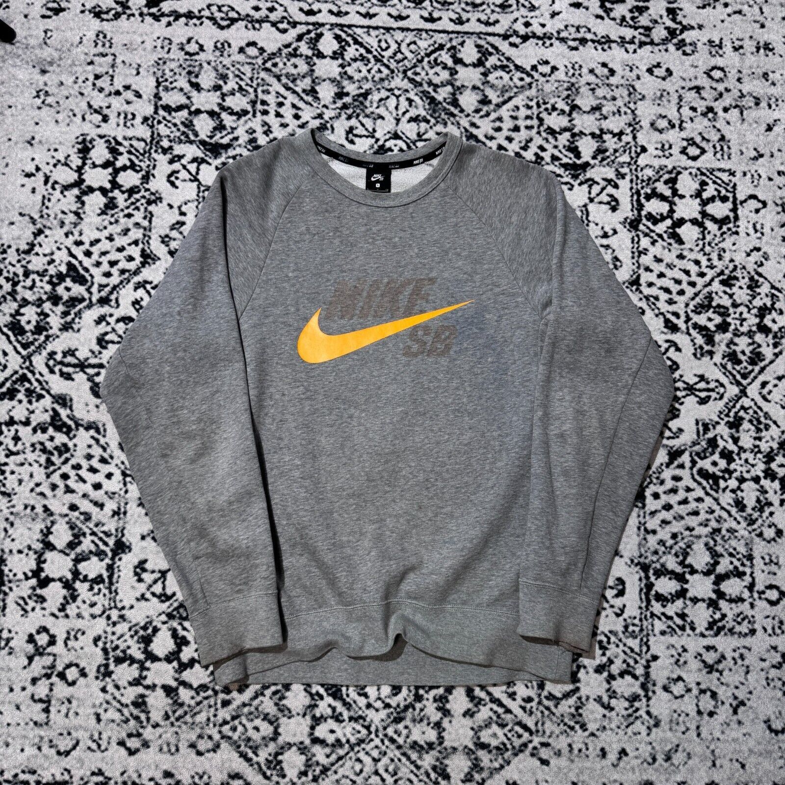 Nike × Vintage Vintage Nike Gray Cotton Crewneck Size S Y2k 90s Logo Sb Size US S / EU 44-46 / 1 - 1 Thumbnail