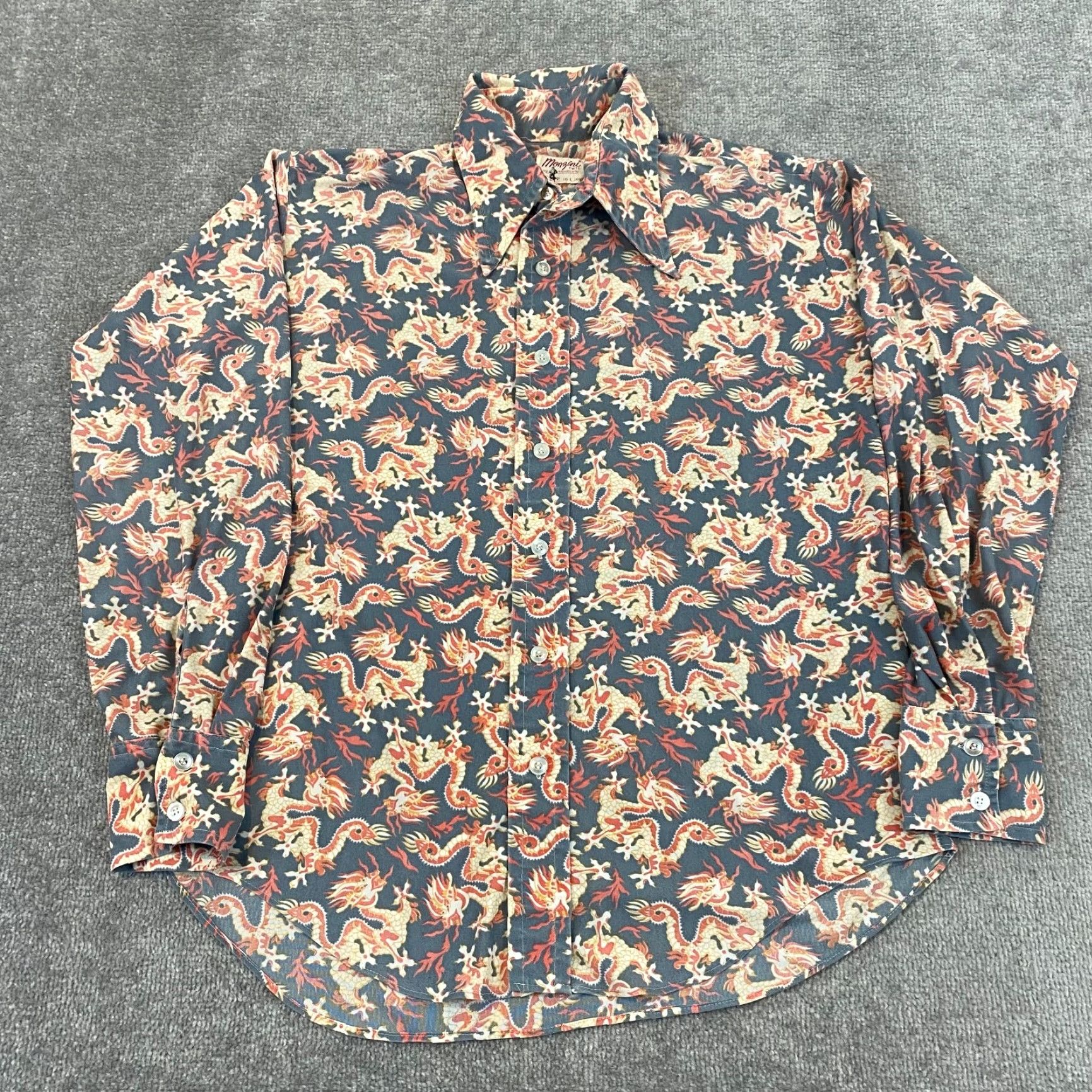 Vintage VTG Monzini Shirt Mens Large 16-16.5 Red Blue Dragon Asian Button Up Disco Party Shirt Size US L / EU 52-54 / 3 - 2 Thumbnail