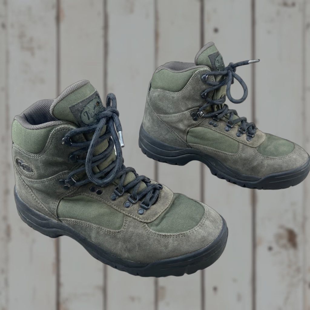 Vasque VINTAGE Vasque Green Gray Suede Leather Canvas Lace Up Hiking Boots Size 10.5 Mens Boots Green Gray 90s Vasque Hiking Boots Size US 10 / EU 43 - 1 Thumbnail
