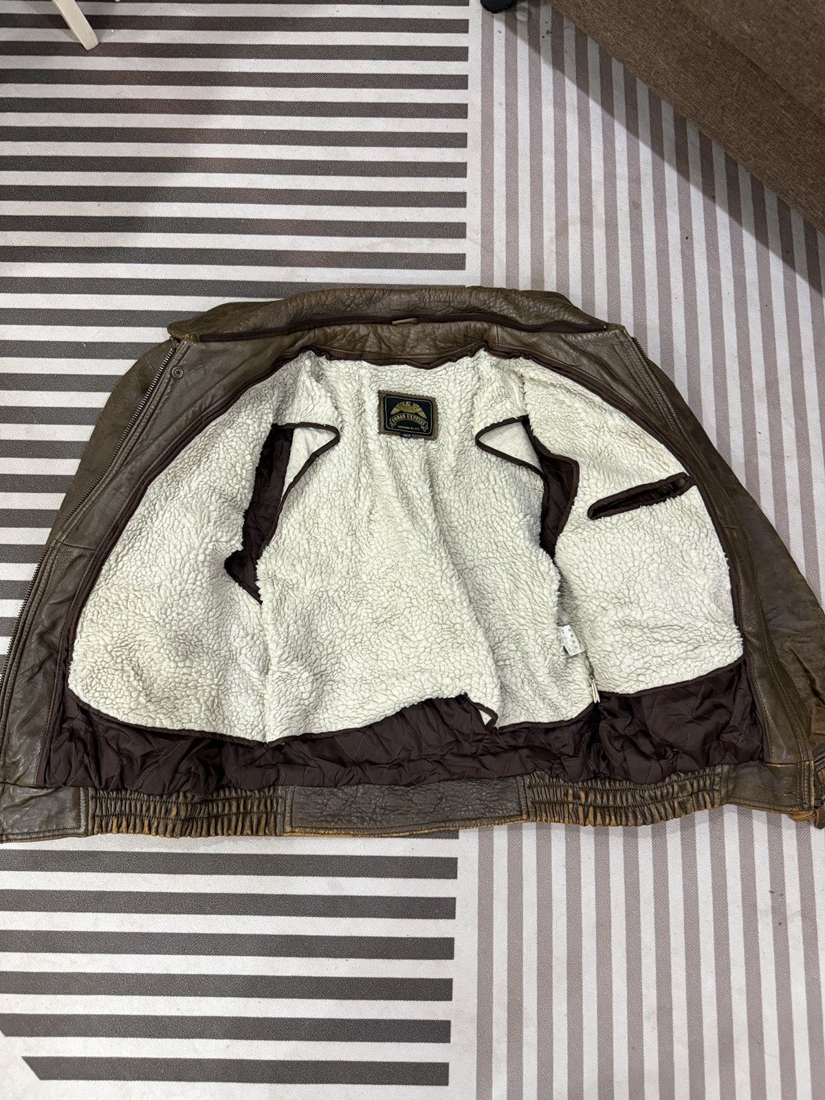 Genuine Leather 🔥🔥🔥ARCHIVE VINTAGE URBAN EXPRESS A2 LEATHER JACKET Size US M / EU 48-50 / 2 - 7 Thumbnail