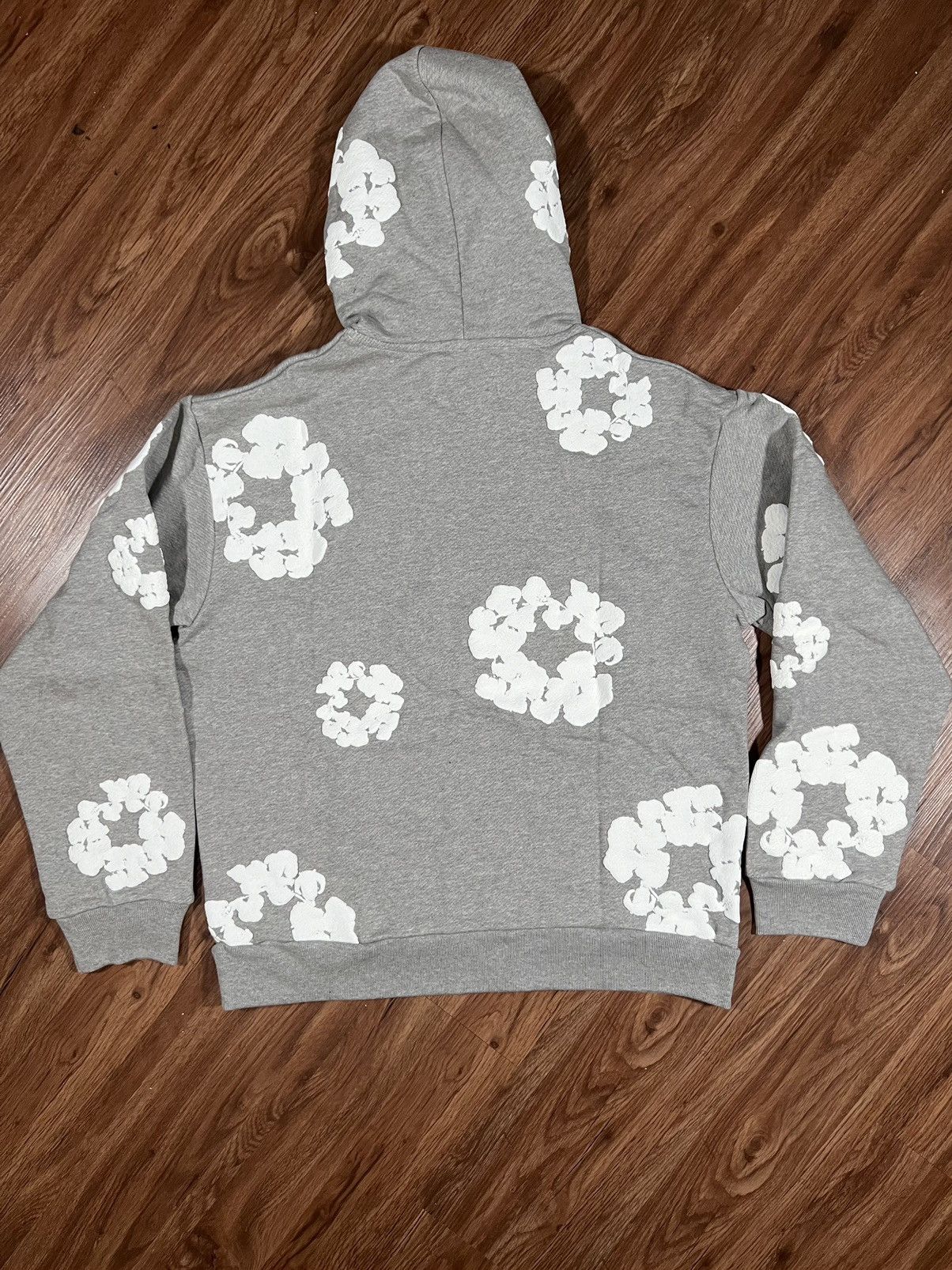 DENIM TEARS Denim Tears Cotton Wreath Hoodie Size US L / EU 52-54 / 3 - 2 Thumbnail