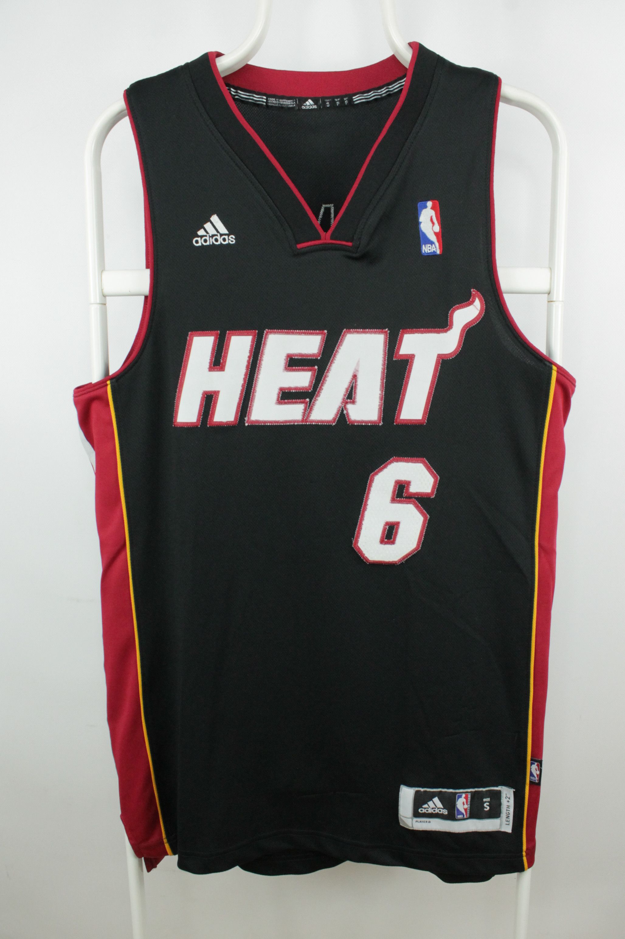 Adidas × NBA Adidas 2010 LEBRON JAMES #6 MIAMI HEAT AWAY JERSEY Size US S / EU 44-46 / 1 - 1 Thumbnail